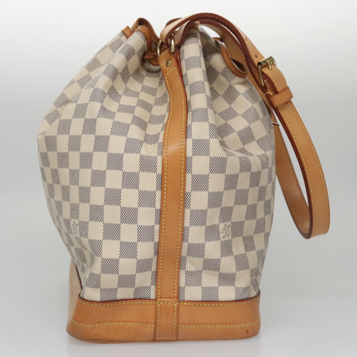 Louis Vuitton Noe White Canvas Shoulder Bag