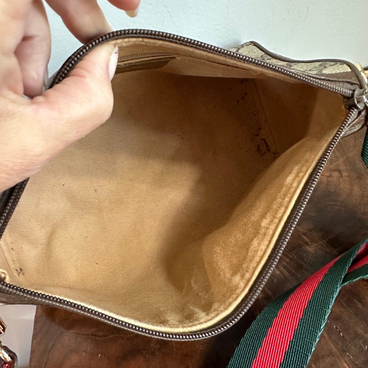 The Junco -Orvis bags Gucci (GG) Crossbody Bag