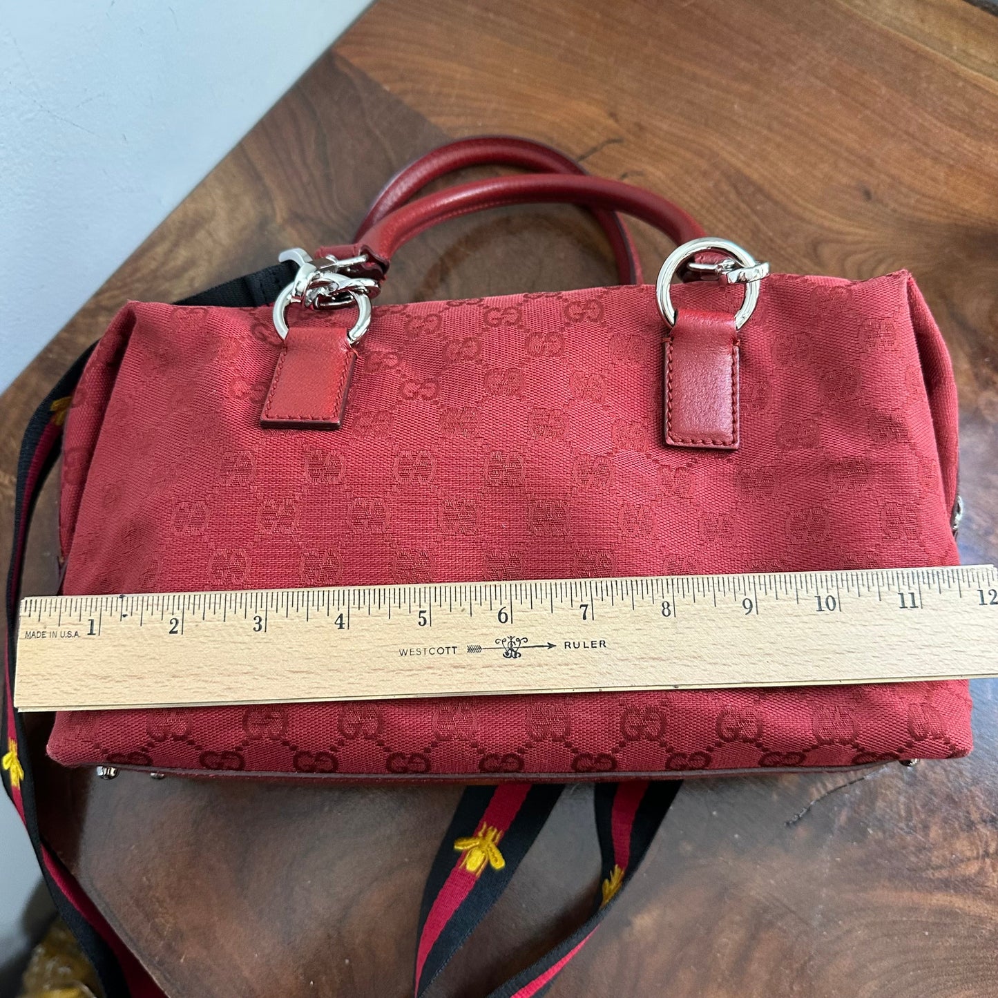 The Full Falcon Crossbody/Handbag - Orvis bags Gucci in Red Canvas