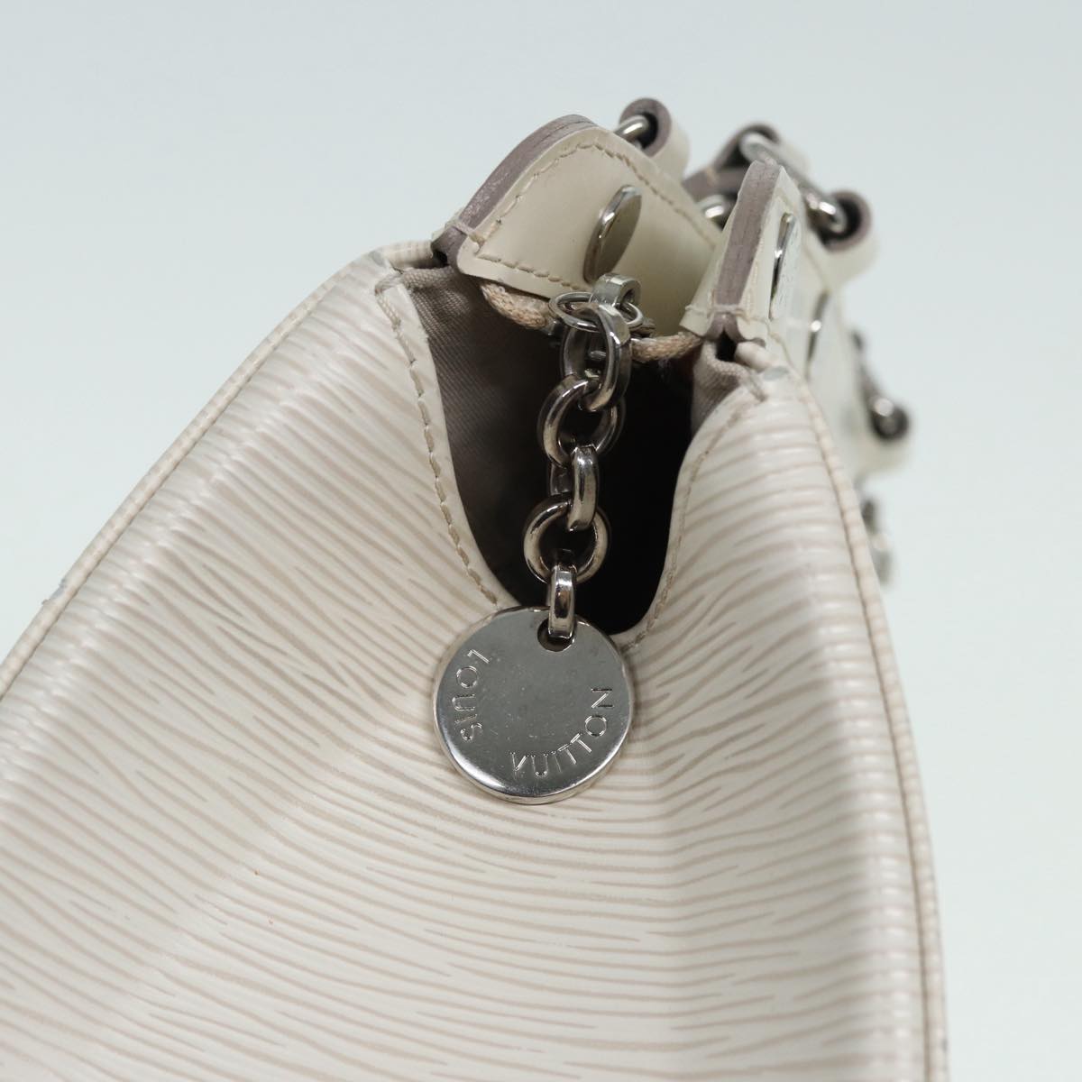 Louis Vuitton Blair White Leather Handbag