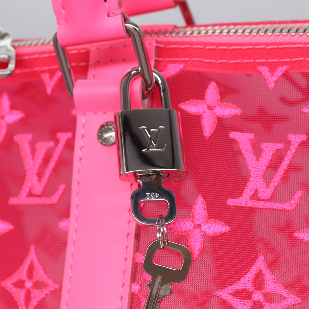 Louis Vuitton Keepall Bandouliere 50 Pink Canvas Travel Bag