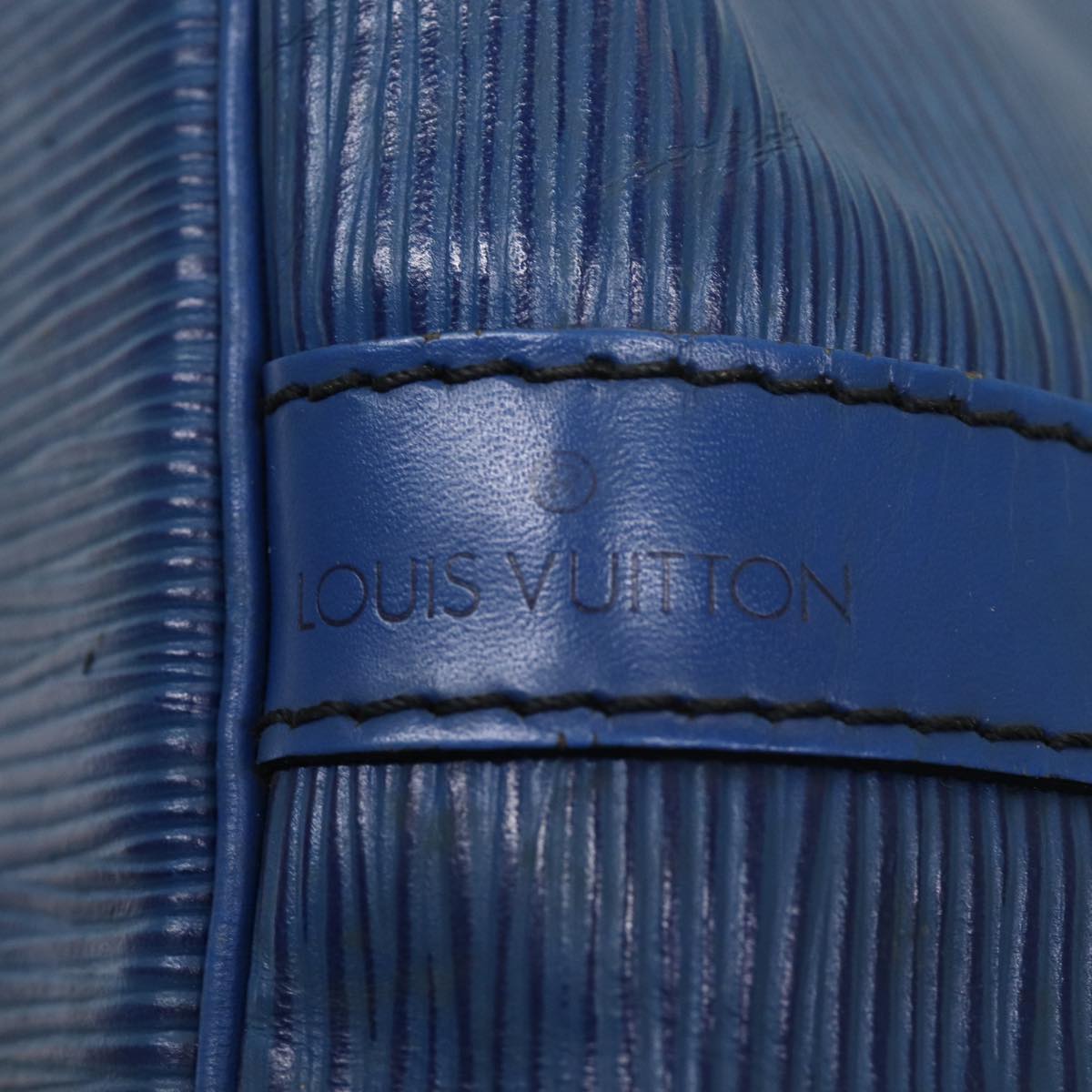 Louis Vuitton Noé Pm Blue Leather Shoulder Bag