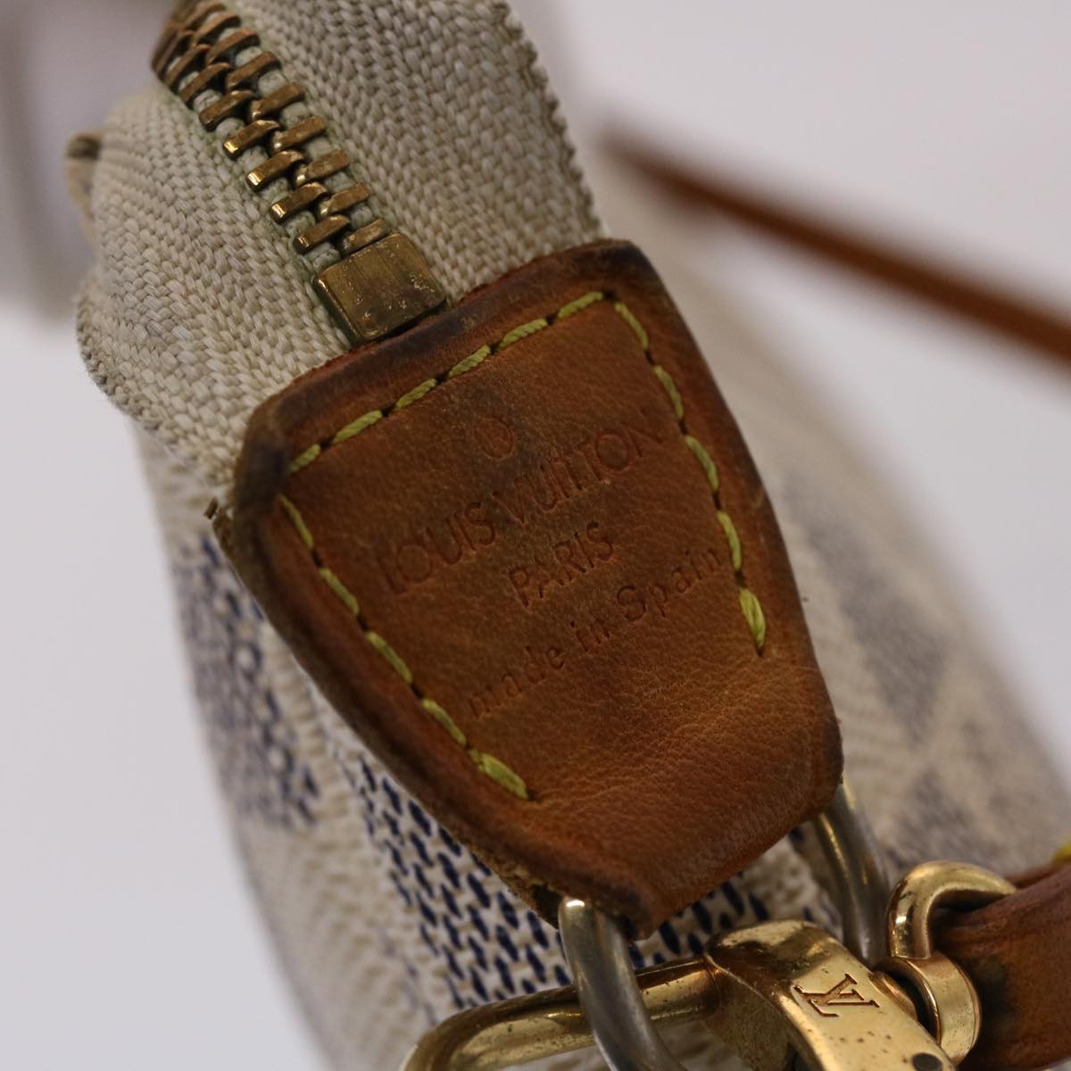 Louis Vuitton Pochette Accessoires White Canvas Clutch Bag