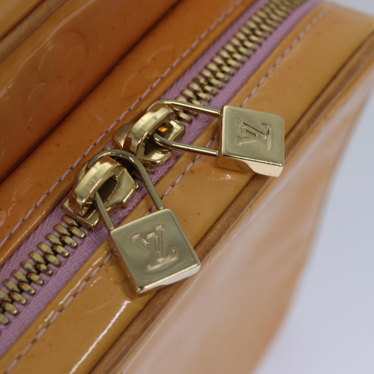 Louis Vuitton Wooster Beige Patent Leather Shoulder Bag