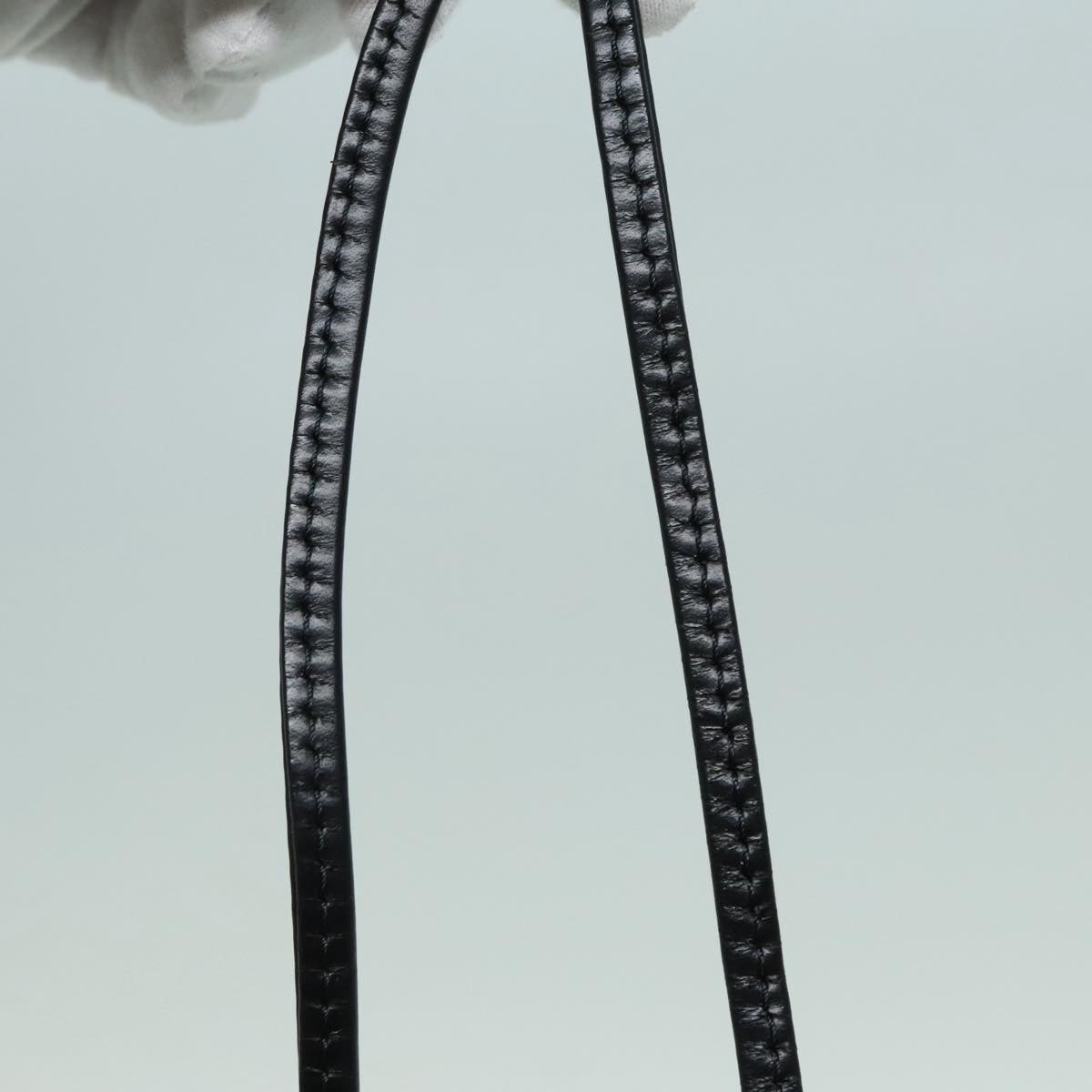 Louis Vuitton Noé Black Leather Shoulder Bag