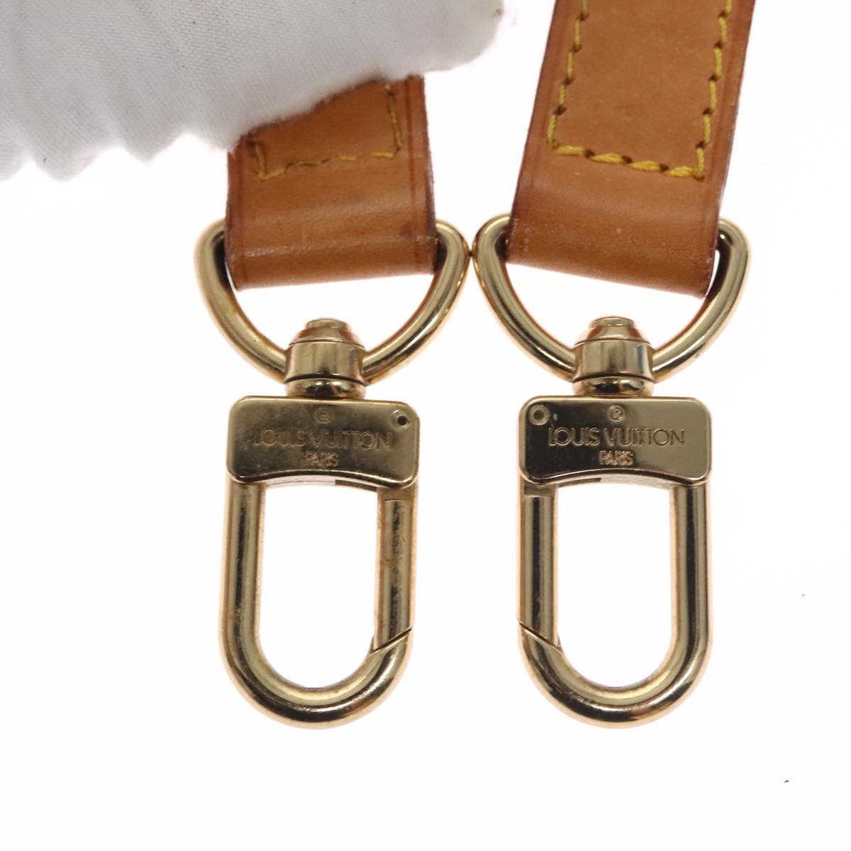 Louis Vuitton Shoulder Strap Beige Leather Bag Jewelry