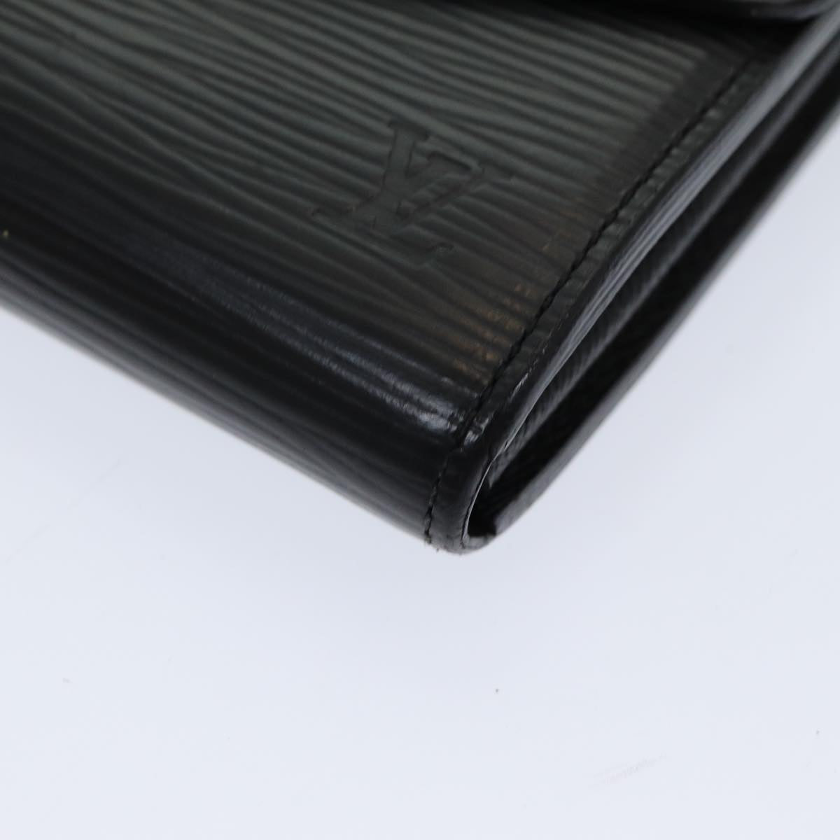 Louis Vuitton Sarah Black Leather Wallet