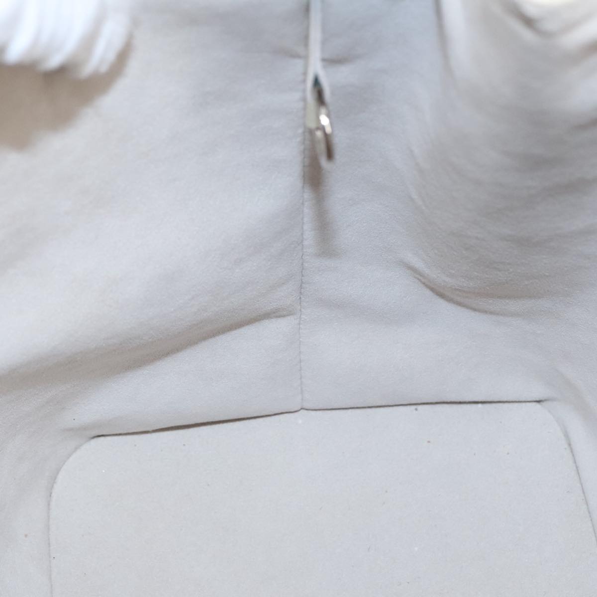 Louis Vuitton Petit Noé White Leather Shoulder Bag