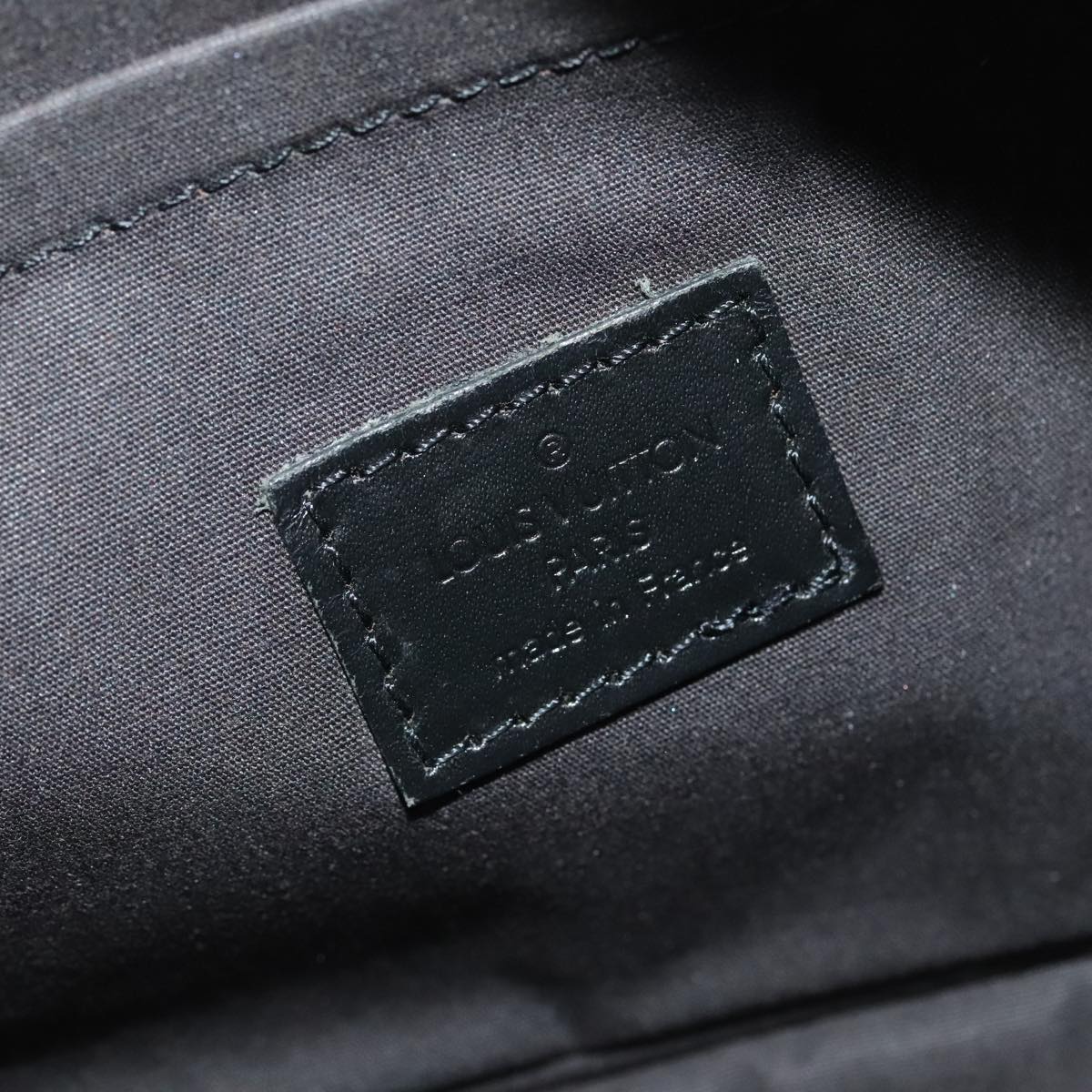 Louis Vuitton Pochette Black Canvas Shoulder Bag