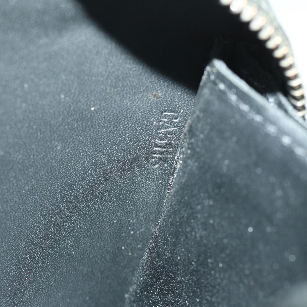 Louis Vuitton Zippy Xl Black Leather Wallet