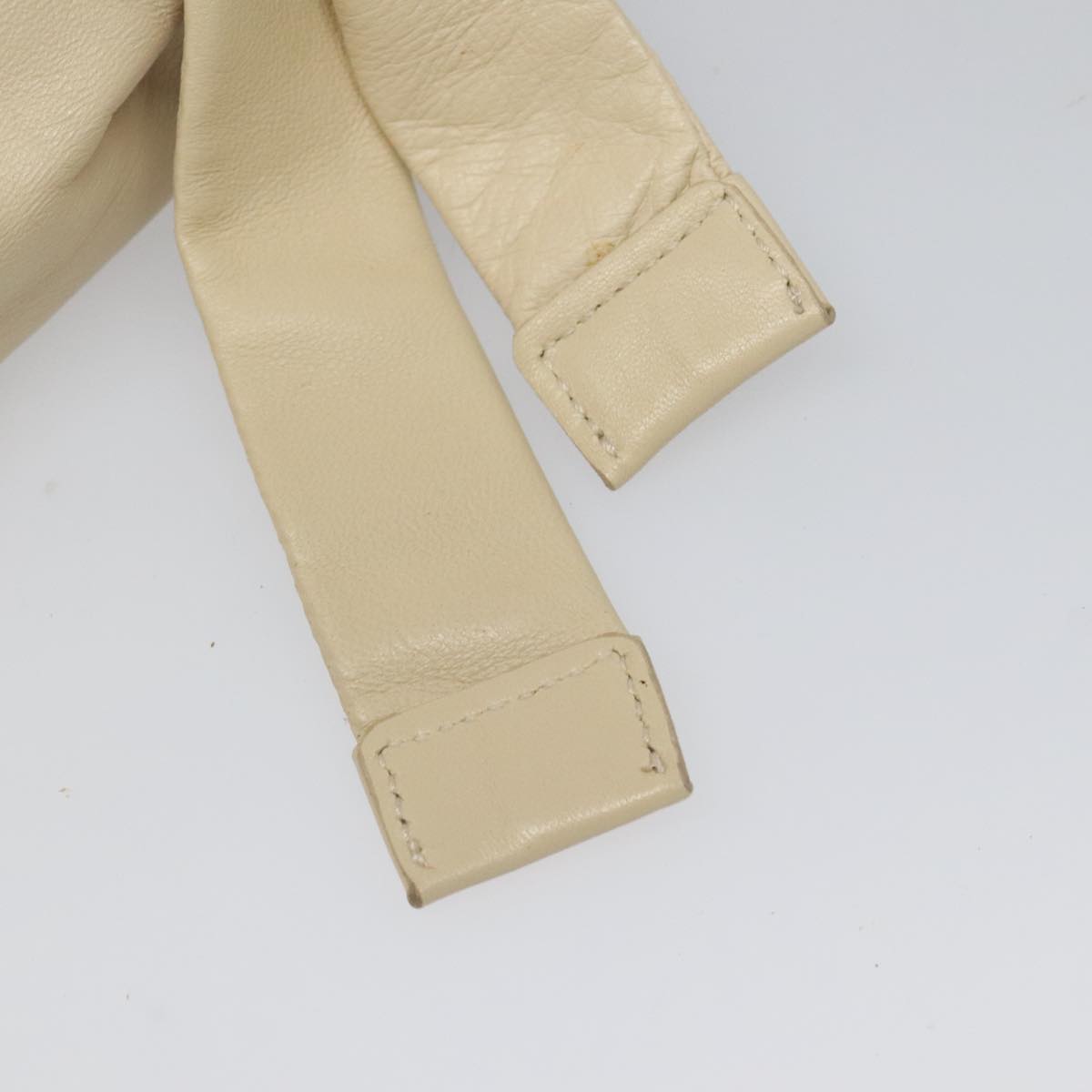 Gucci Drawstring Beige Leather Shoulder Bag