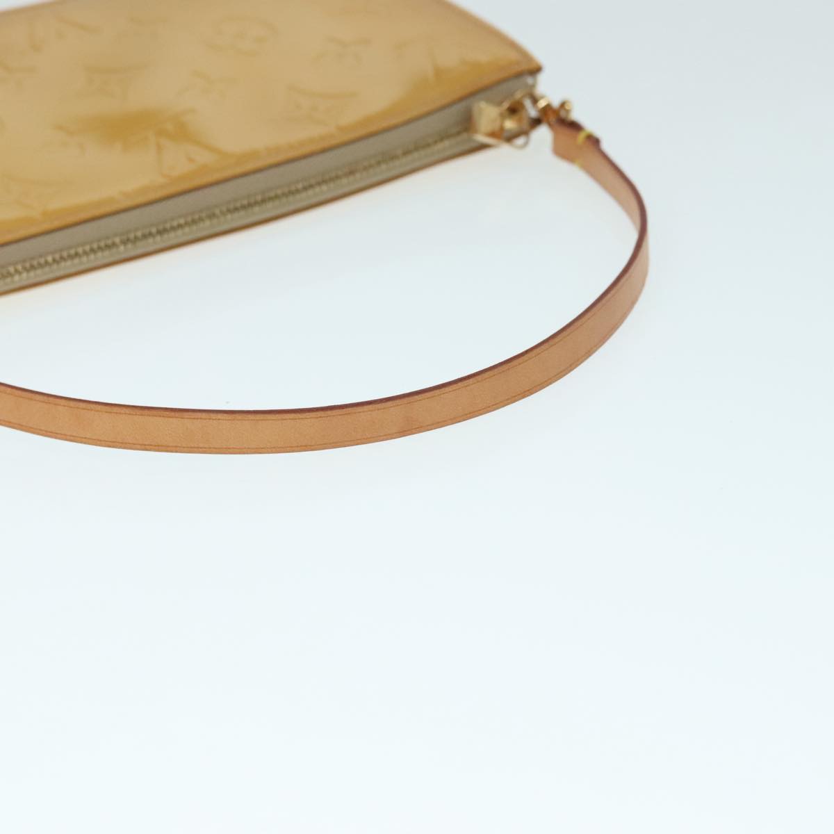 Louis Vuitton Lexington Beige Patent Leather Clutch Bag