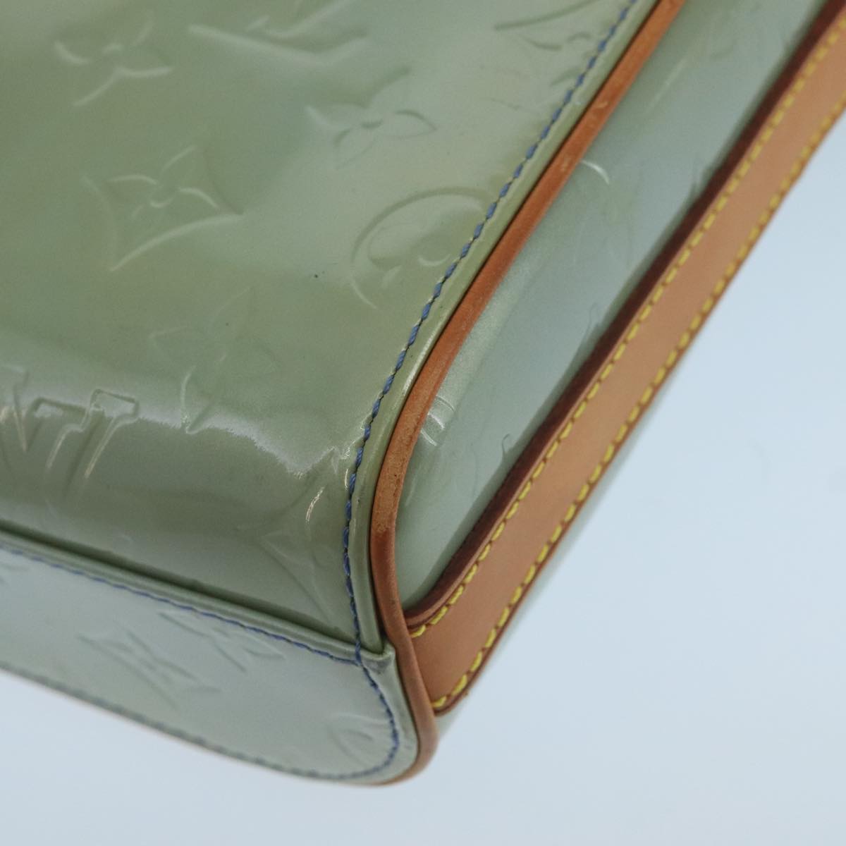 Louis Vuitton Sullivan Grey Patent Leather Shoulder Bag