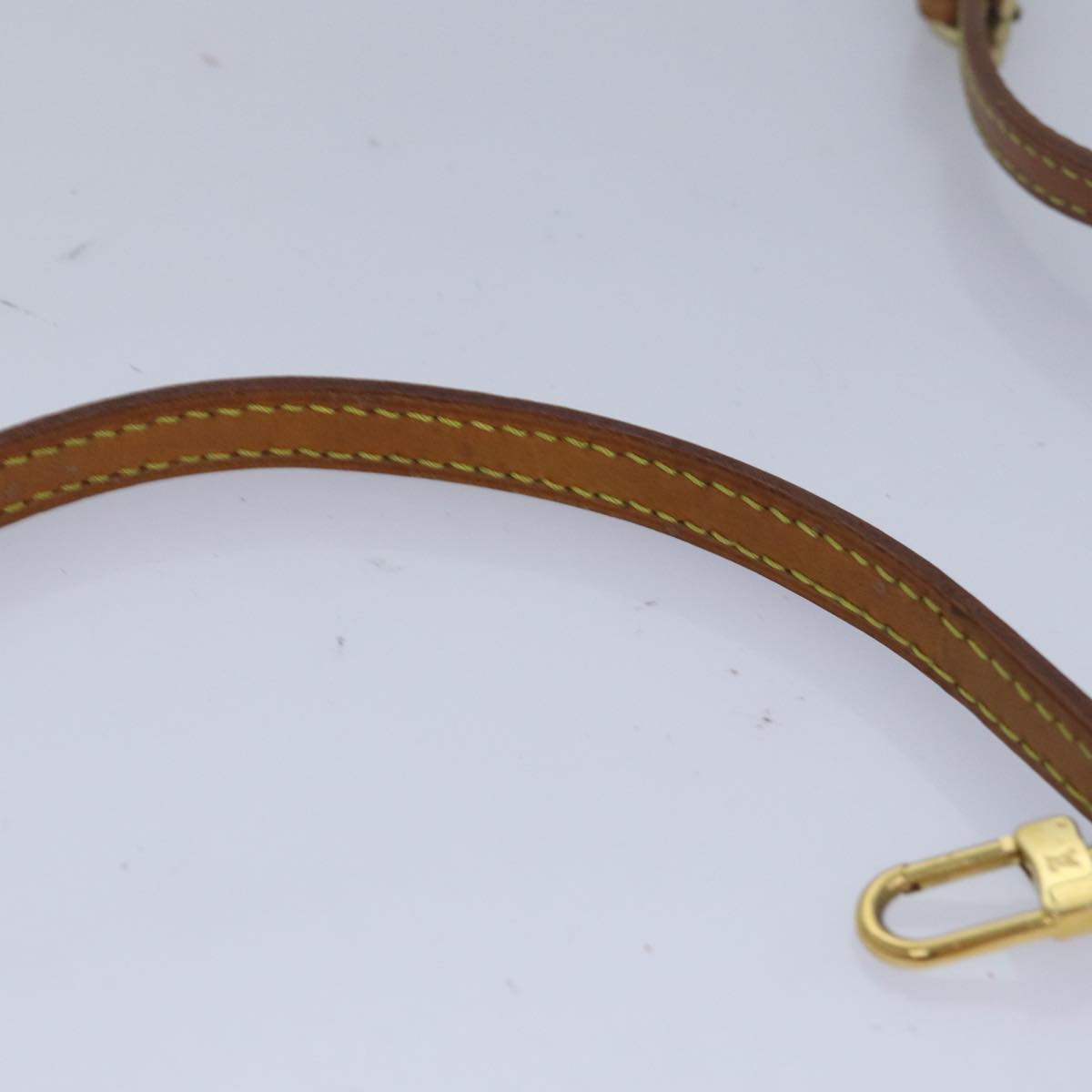 Louis Vuitton Shoulder Strap Beige Leather Bag Jewelry