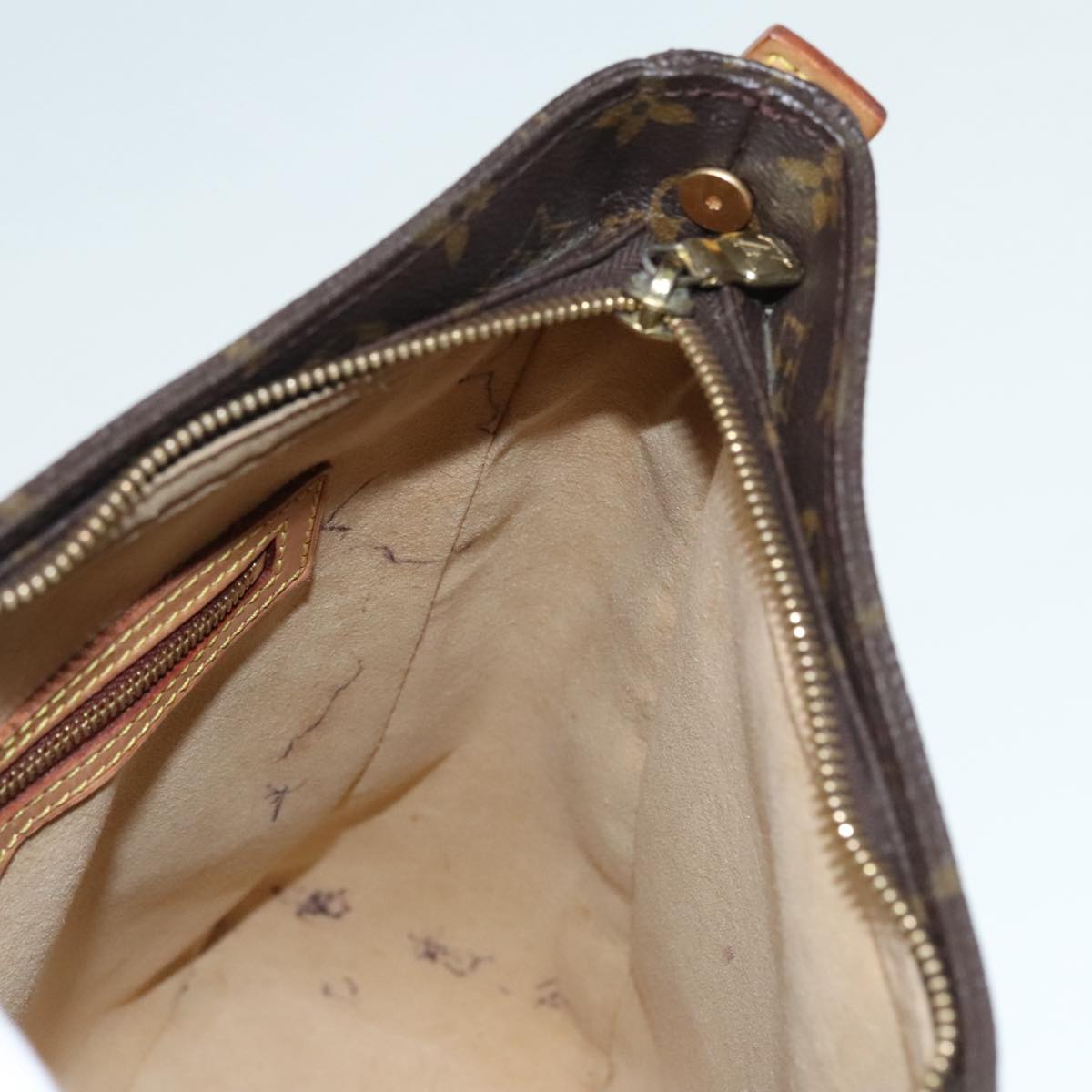 Louis Vuitton Looping Brown Canvas Shoulder Bag