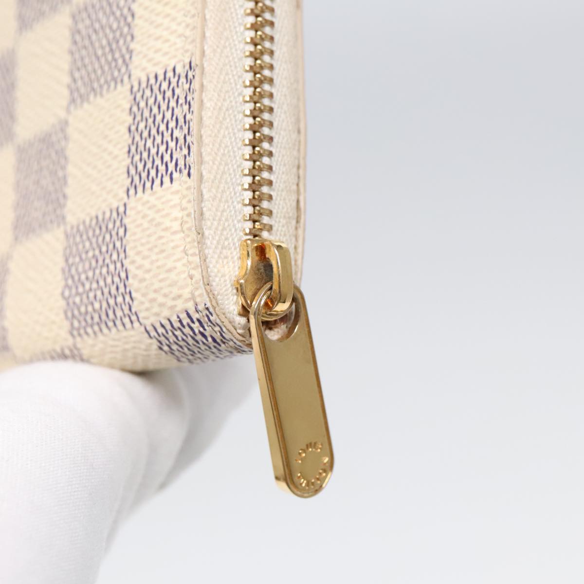 Louis Vuitton Zippy Wallet White Canvas Wallet