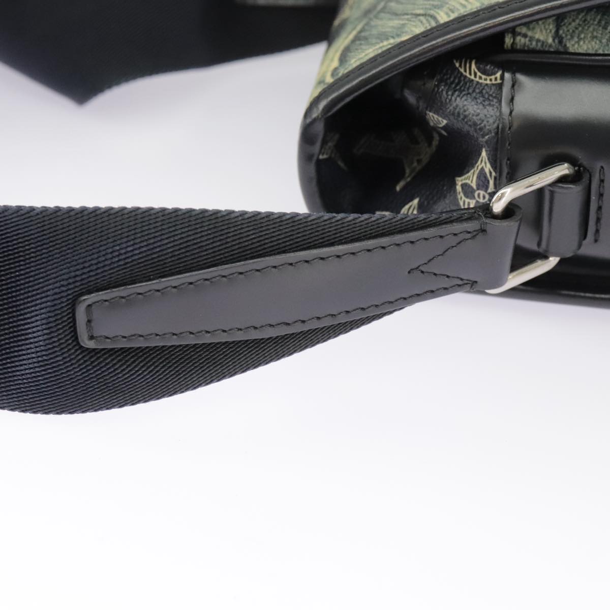 Louis Vuitton Messenger Navy Canvas Shoulder Bag