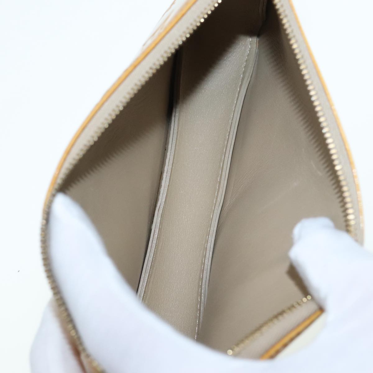 Louis Vuitton Lexington Beige Patent Leather Clutch Bag