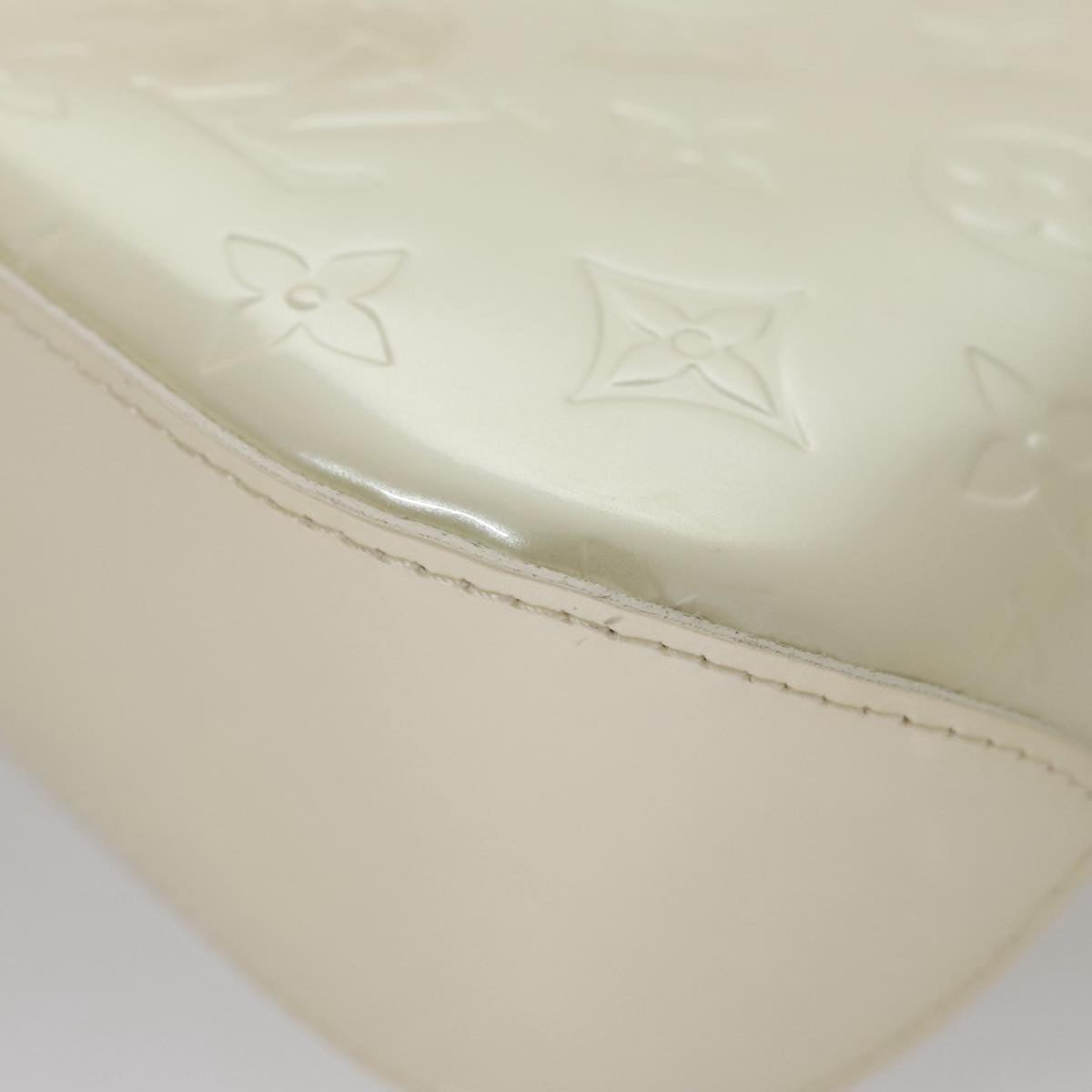 Louis Vuitton Minna White Patent Leather Shoulder Bag
