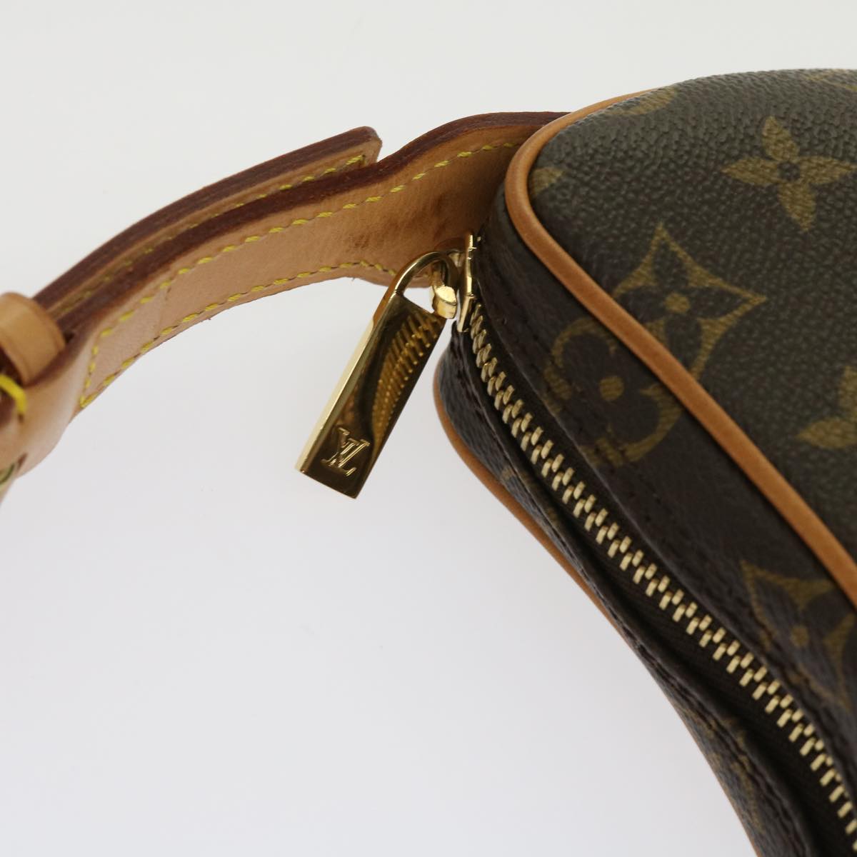Louis Vuitton Croissant Brown Canvas Shoulder Bag