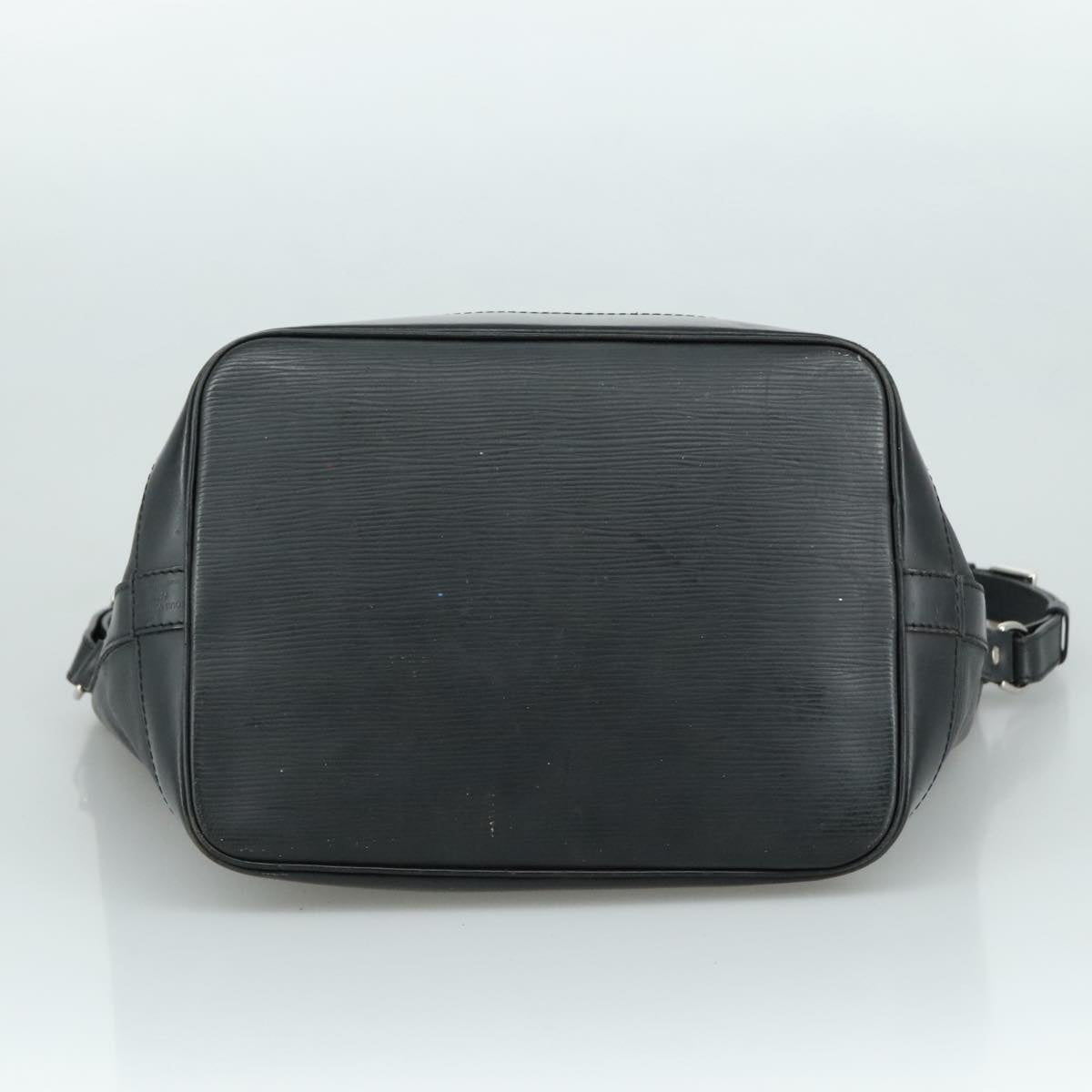 Louis Vuitton Noé Black Leather Shoulder Bag