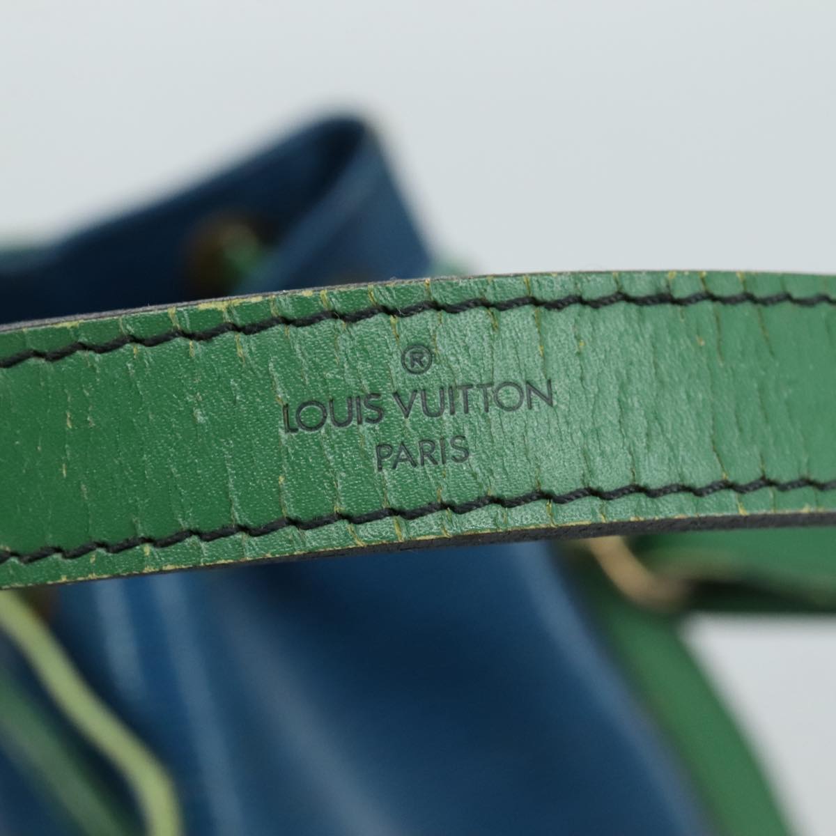 Louis Vuitton Noe Blue Leather Shoulder Bag