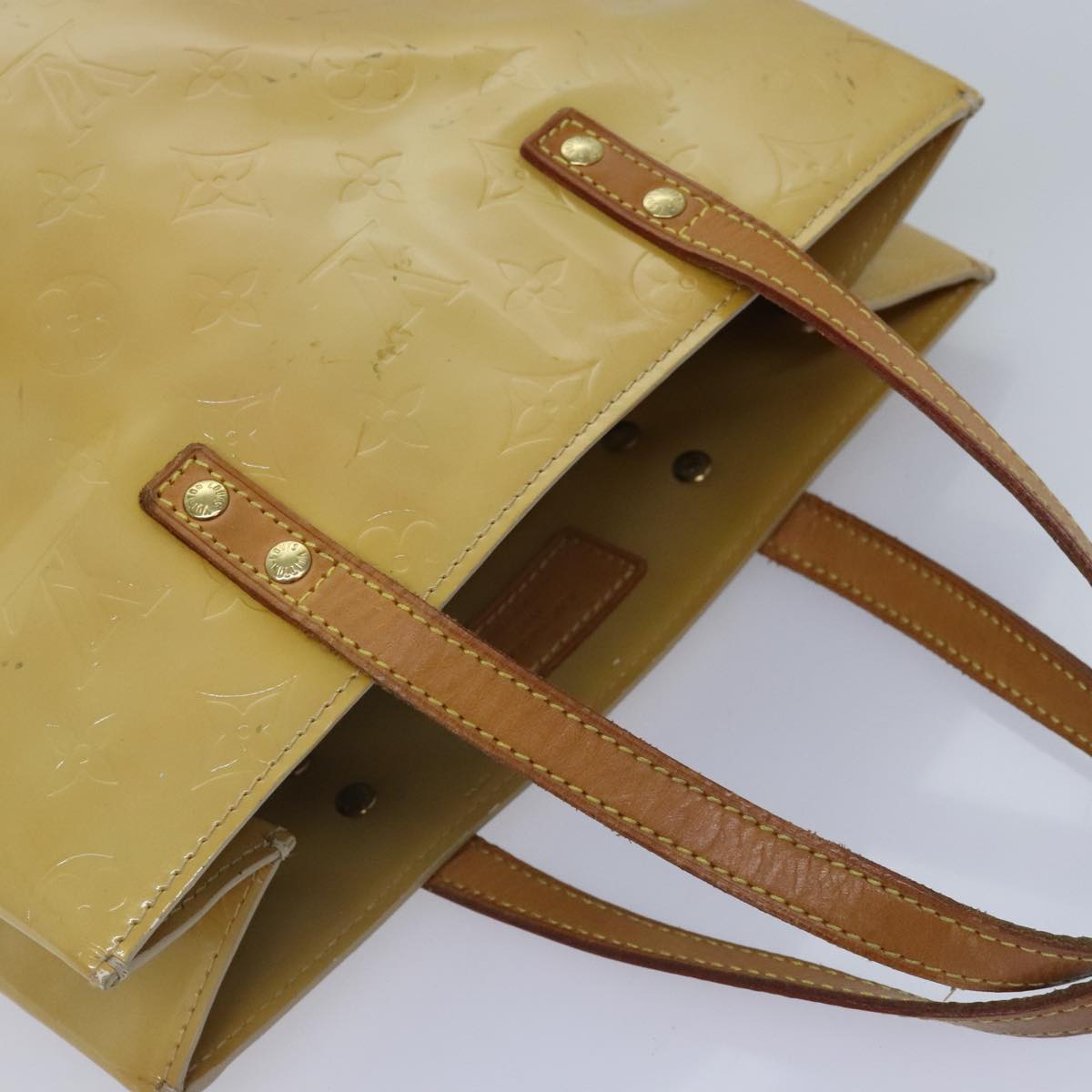 Louis Vuitton Reade Beige Patent Leather Tote Bag