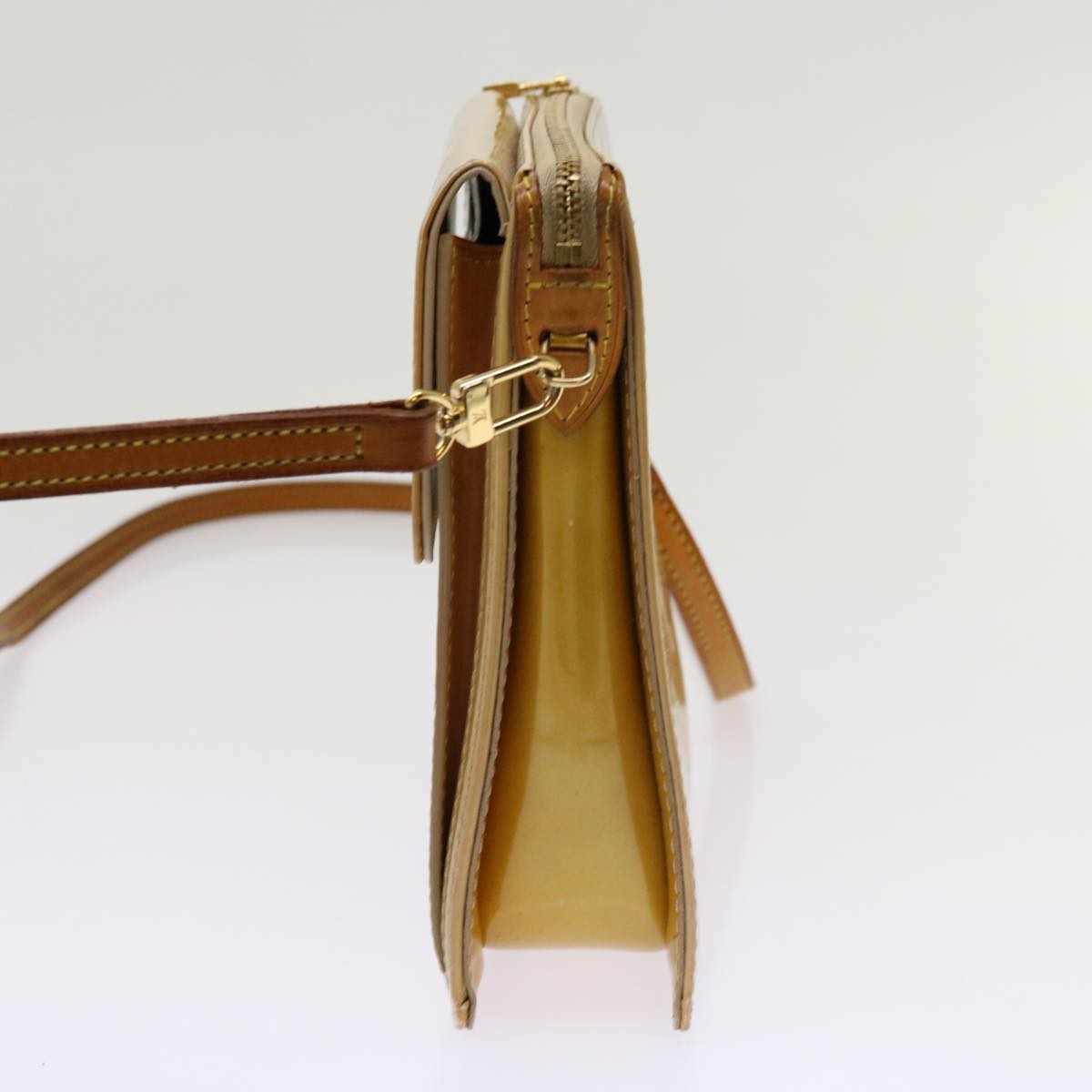 Louis Vuitton Mott Beige Patent Leather Clutch Bag