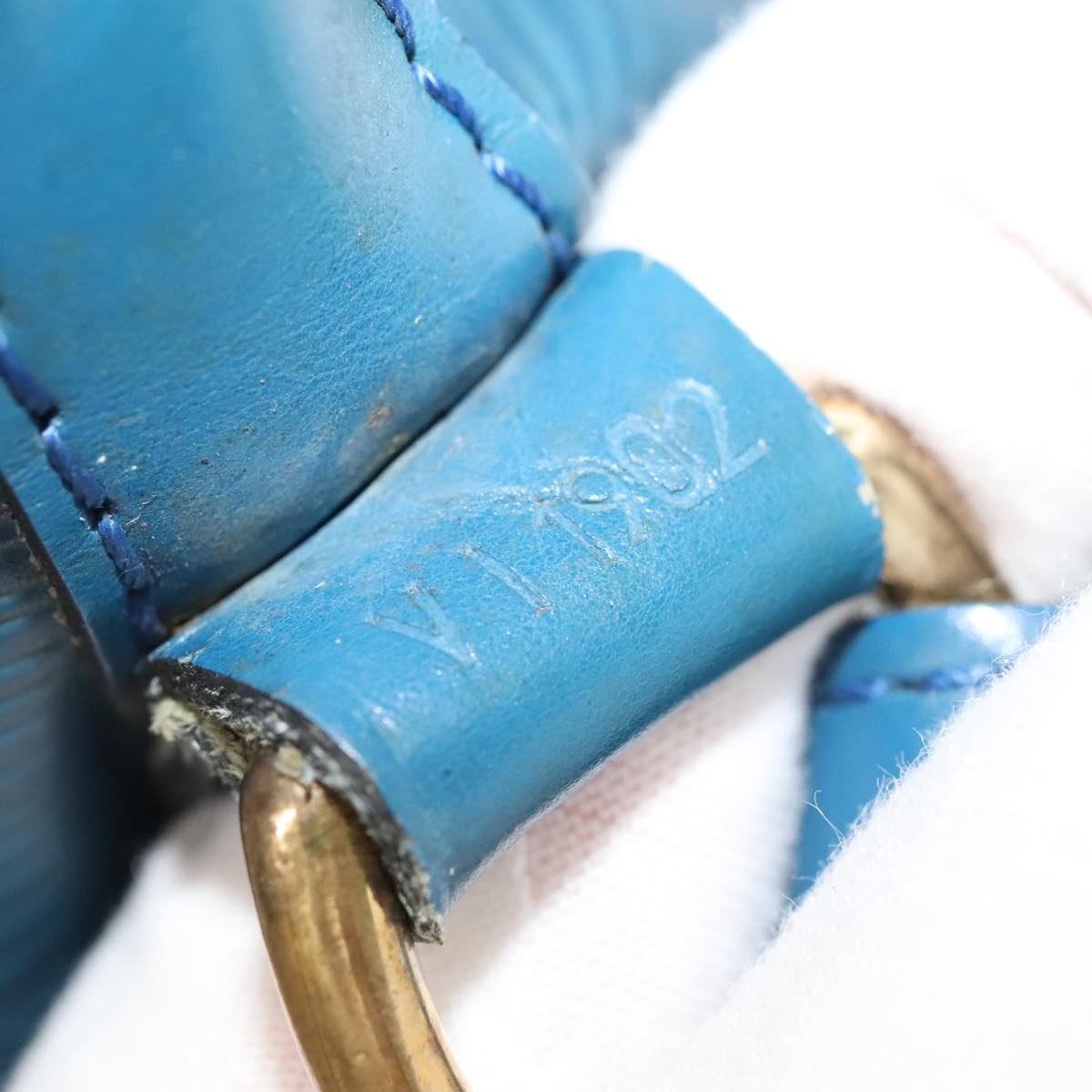 Louis Vuitton Noe Blue Leather Shoulder Bag