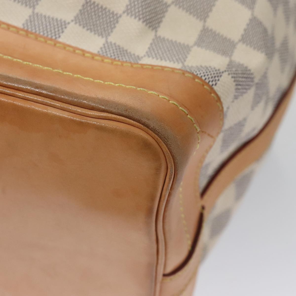 Louis Vuitton Noe White Canvas Shoulder Bag