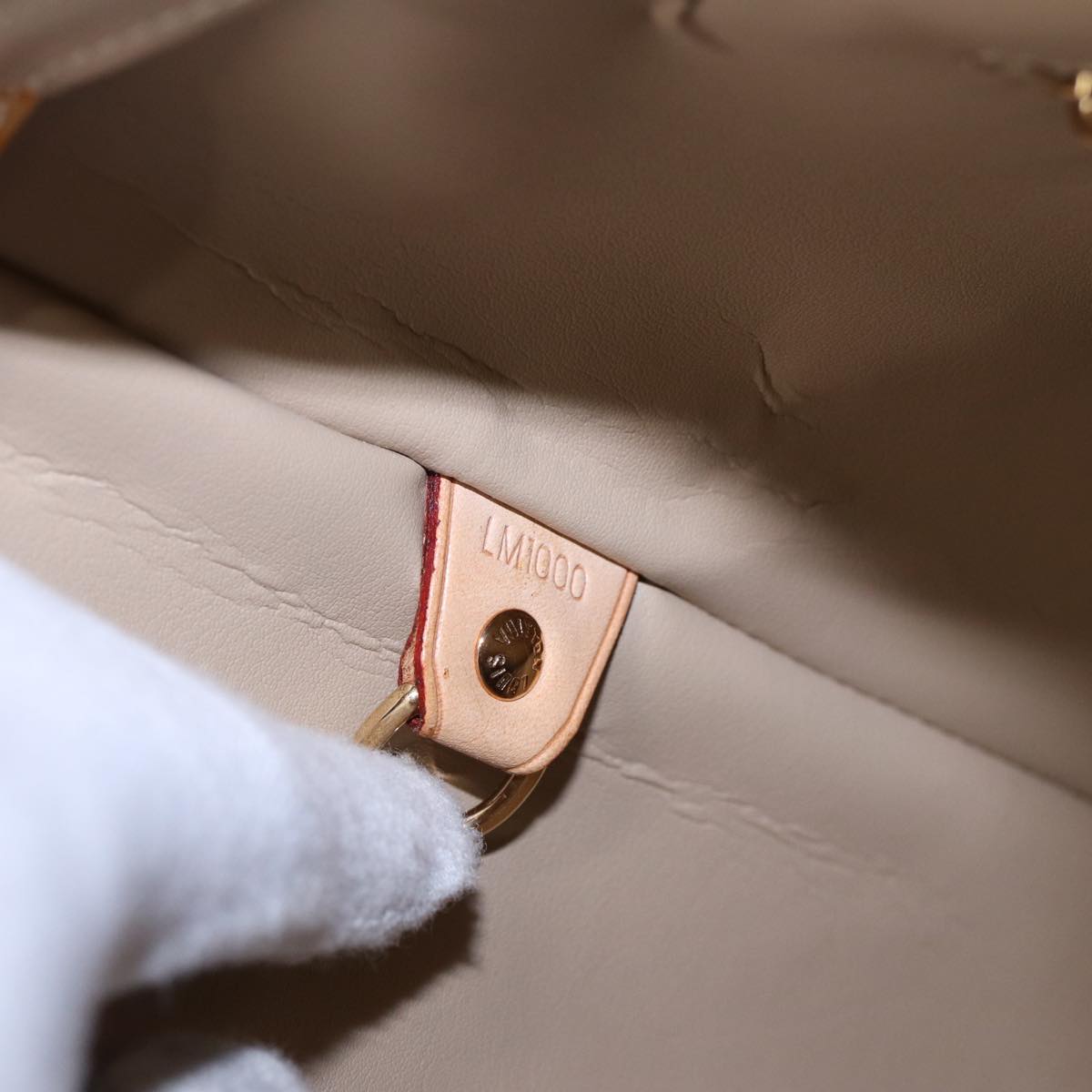 Louis Vuitton Houston Beige Patent Leather Handbag