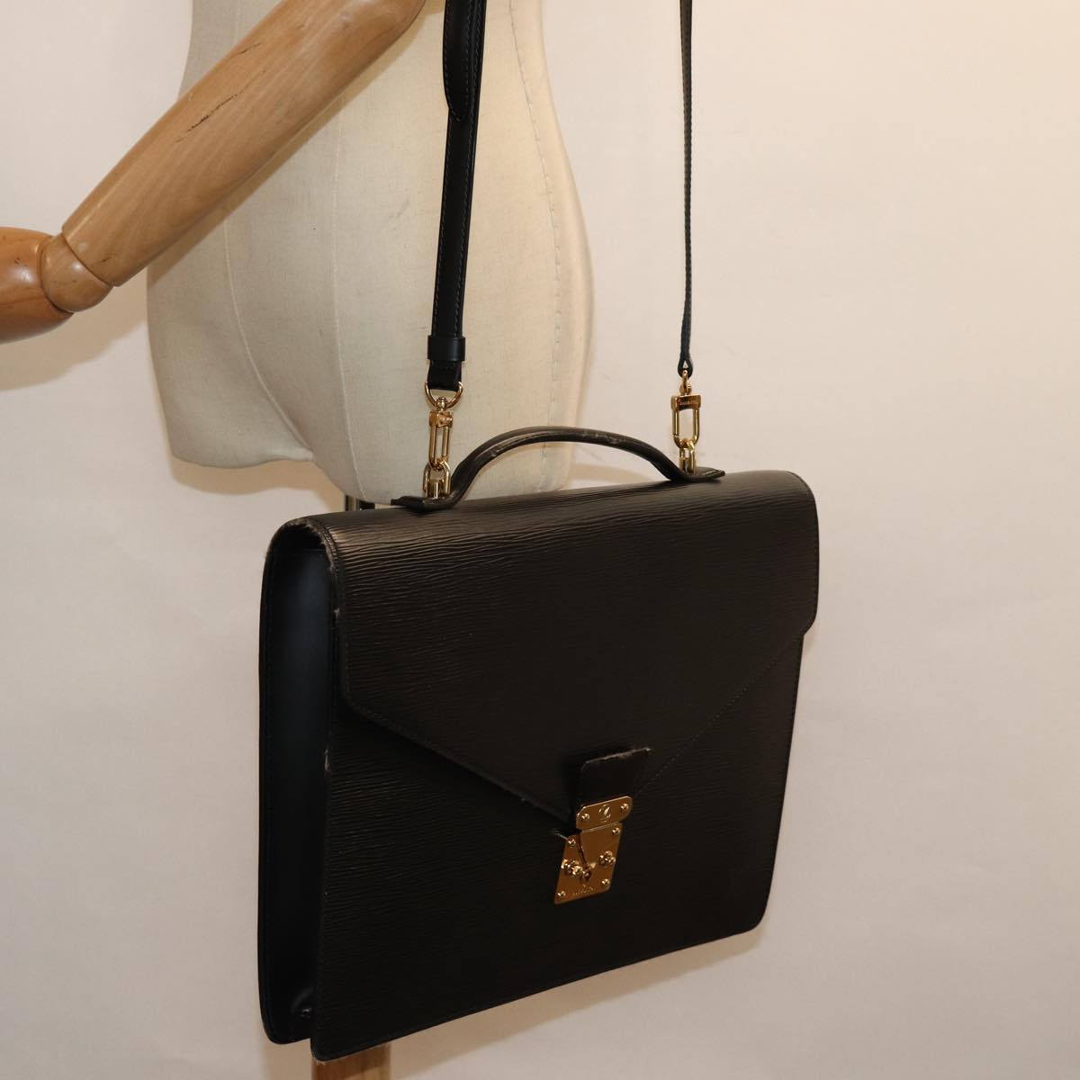 Louis Vuitton Porte Documents Black Leather Briefcase Bag