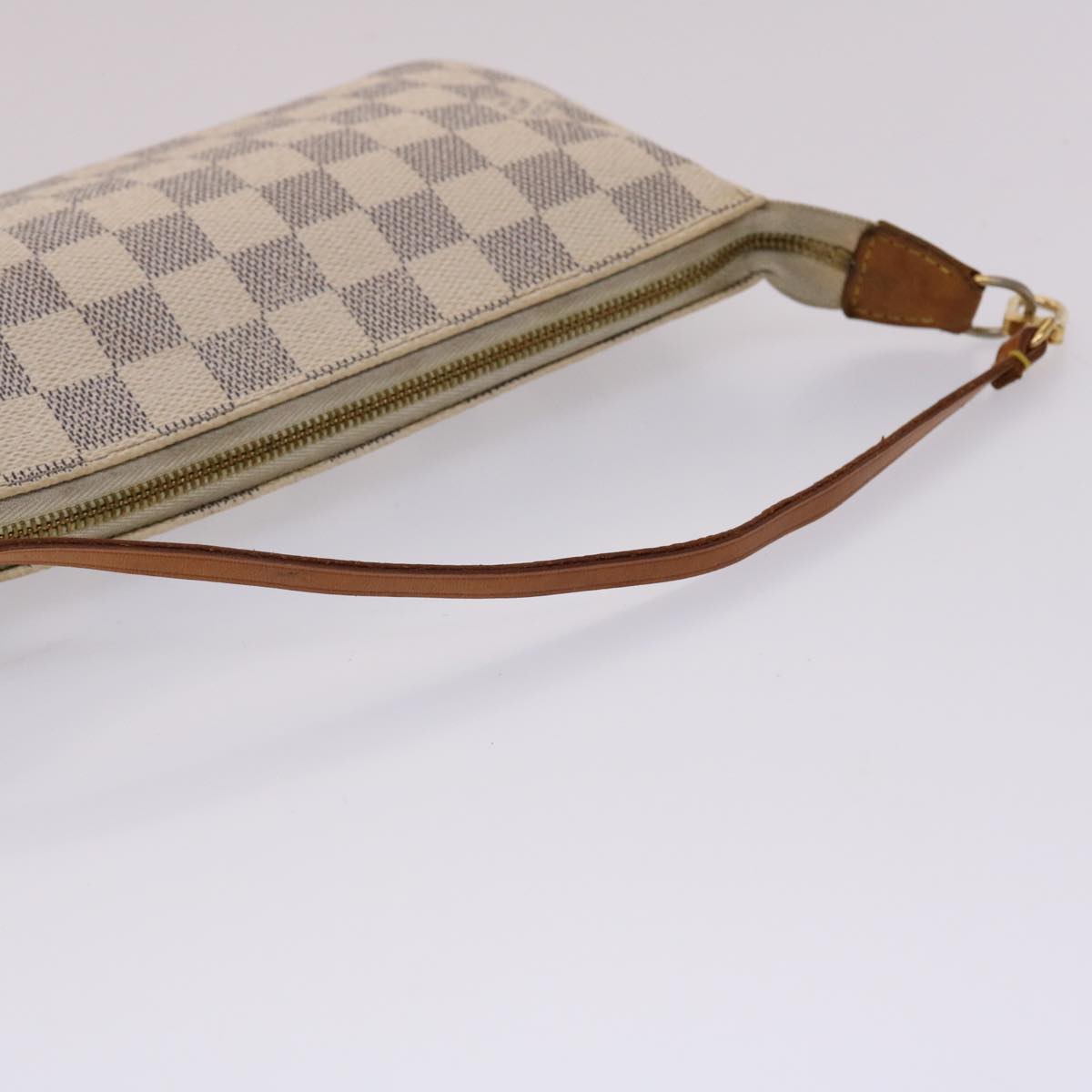 Louis Vuitton Pochette Accessoires White Canvas Clutch Bag