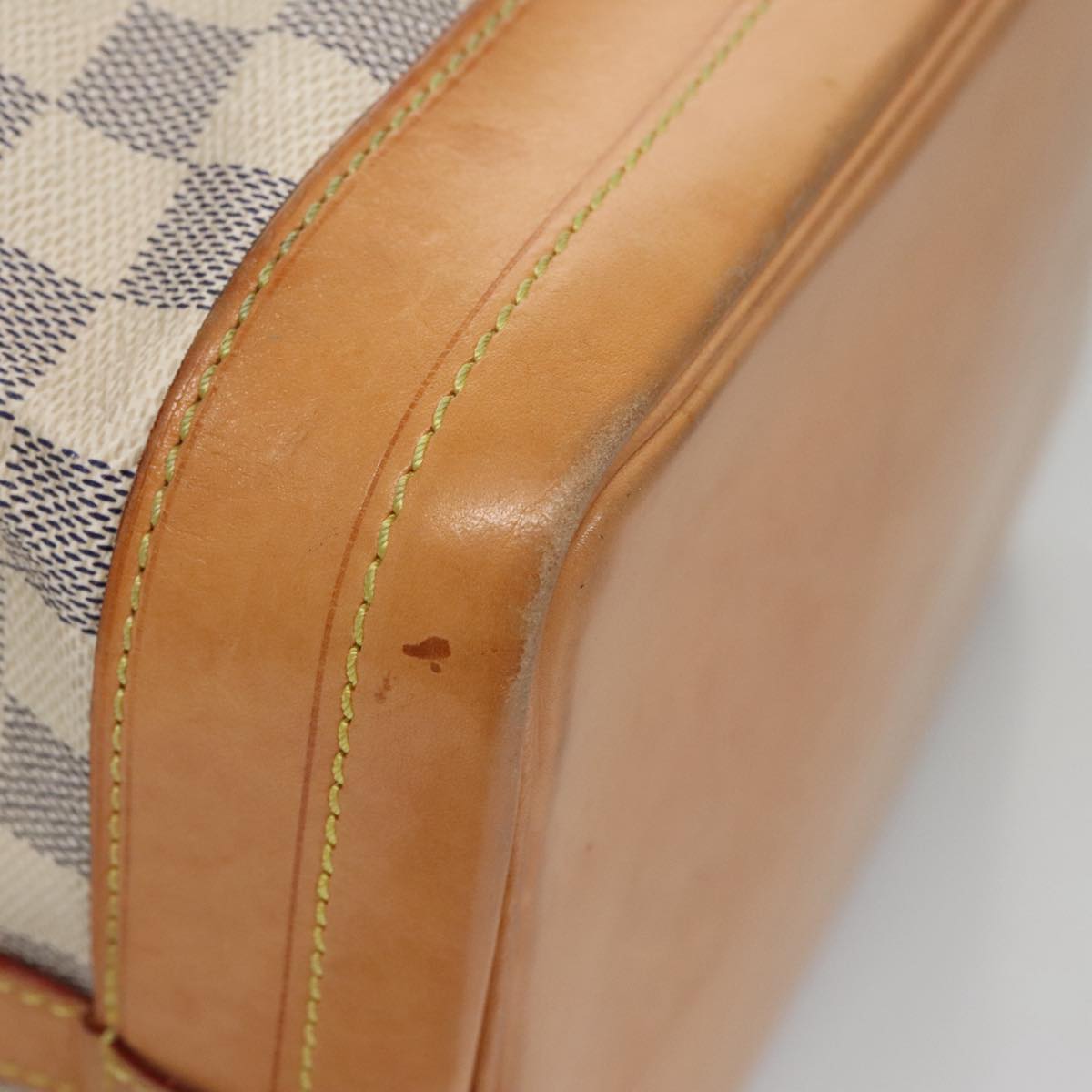 Louis Vuitton Noe White Canvas Shoulder Bag