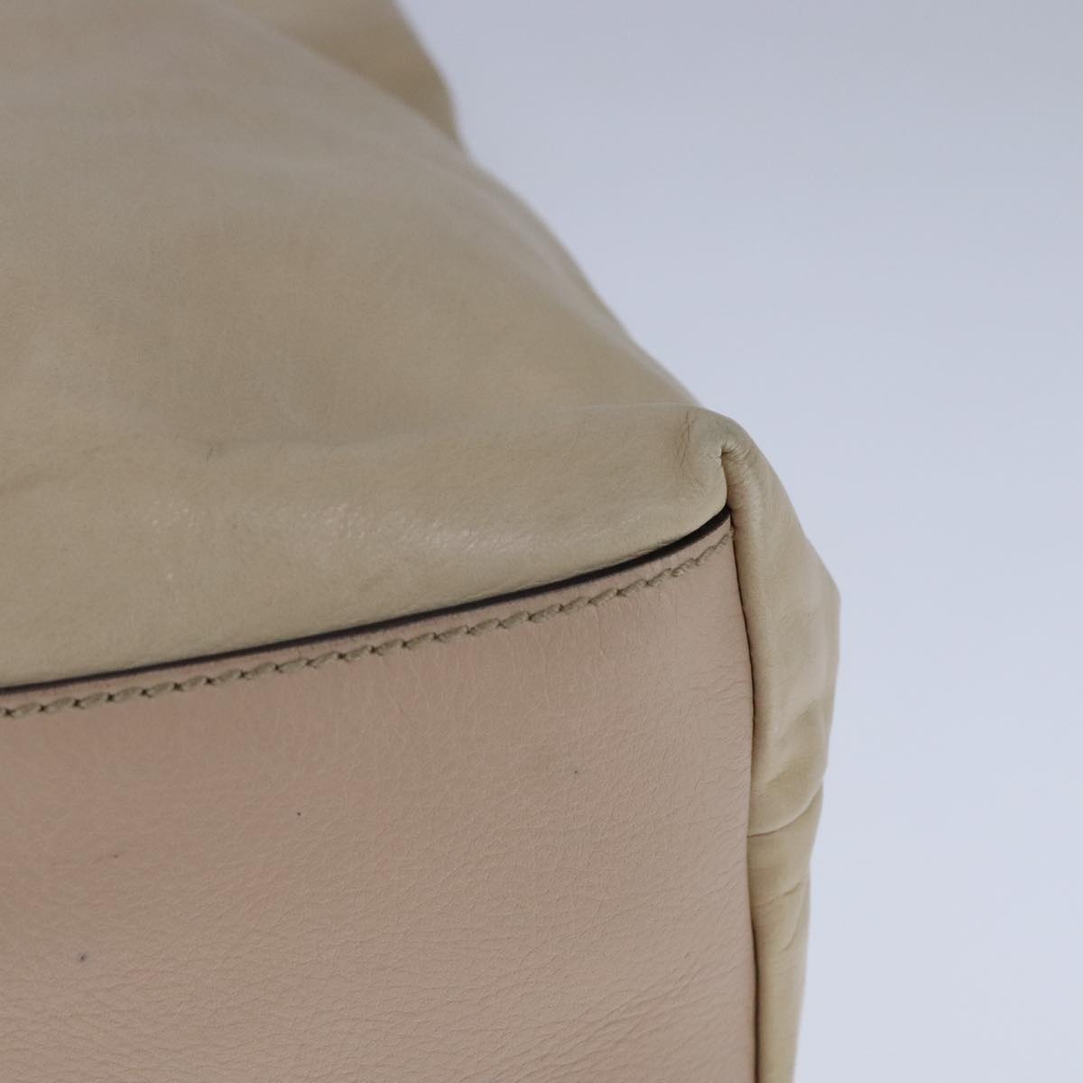 Gucci Hobo Beige Leather Shoulder Bag