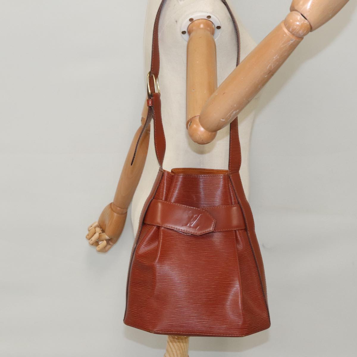 Louis Vuitton Sac D'épaule Brown Leather Shoulder Bag