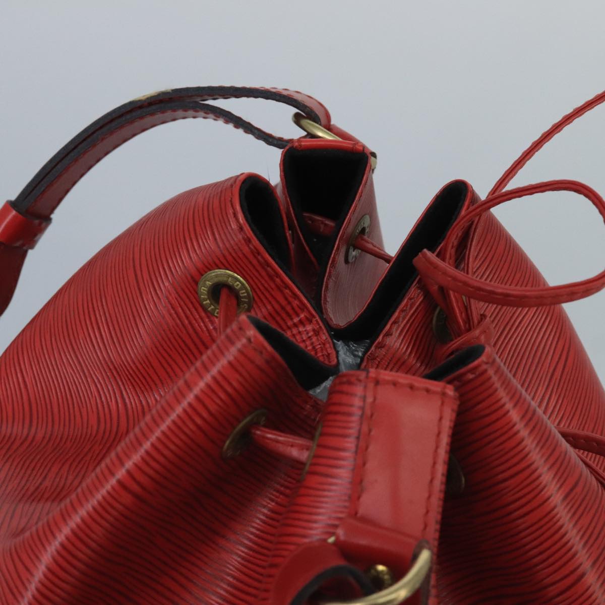 Louis Vuitton Noe Red Leather Shoulder Bag