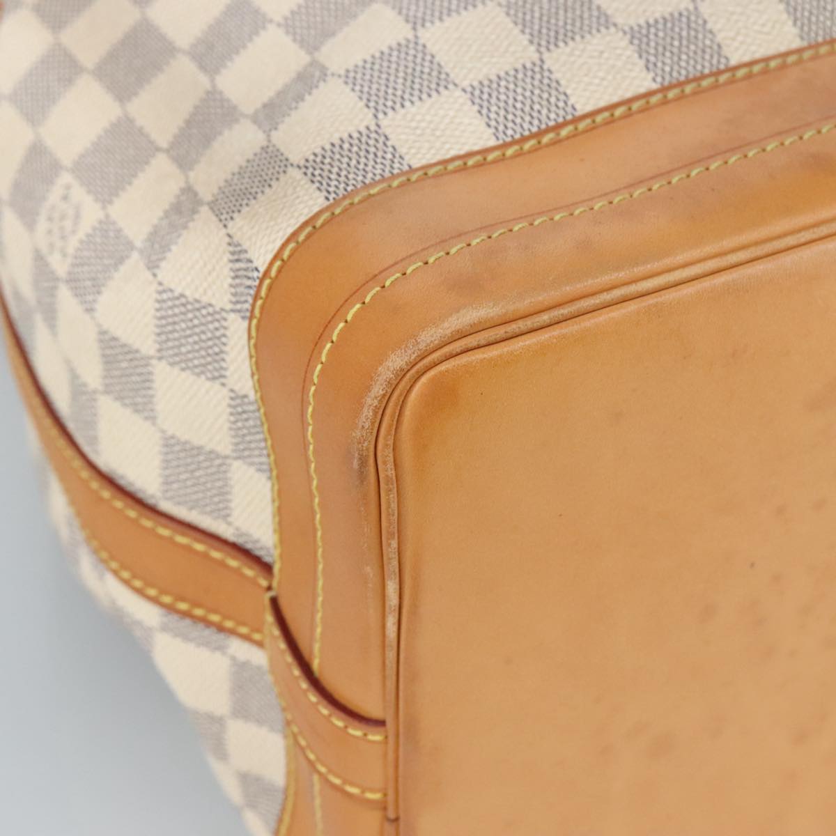 Louis Vuitton Noe White Canvas Shoulder Bag