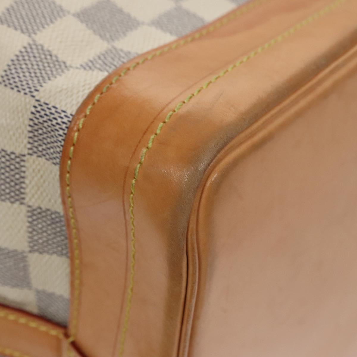 Louis Vuitton Noe White Canvas Shoulder Bag
