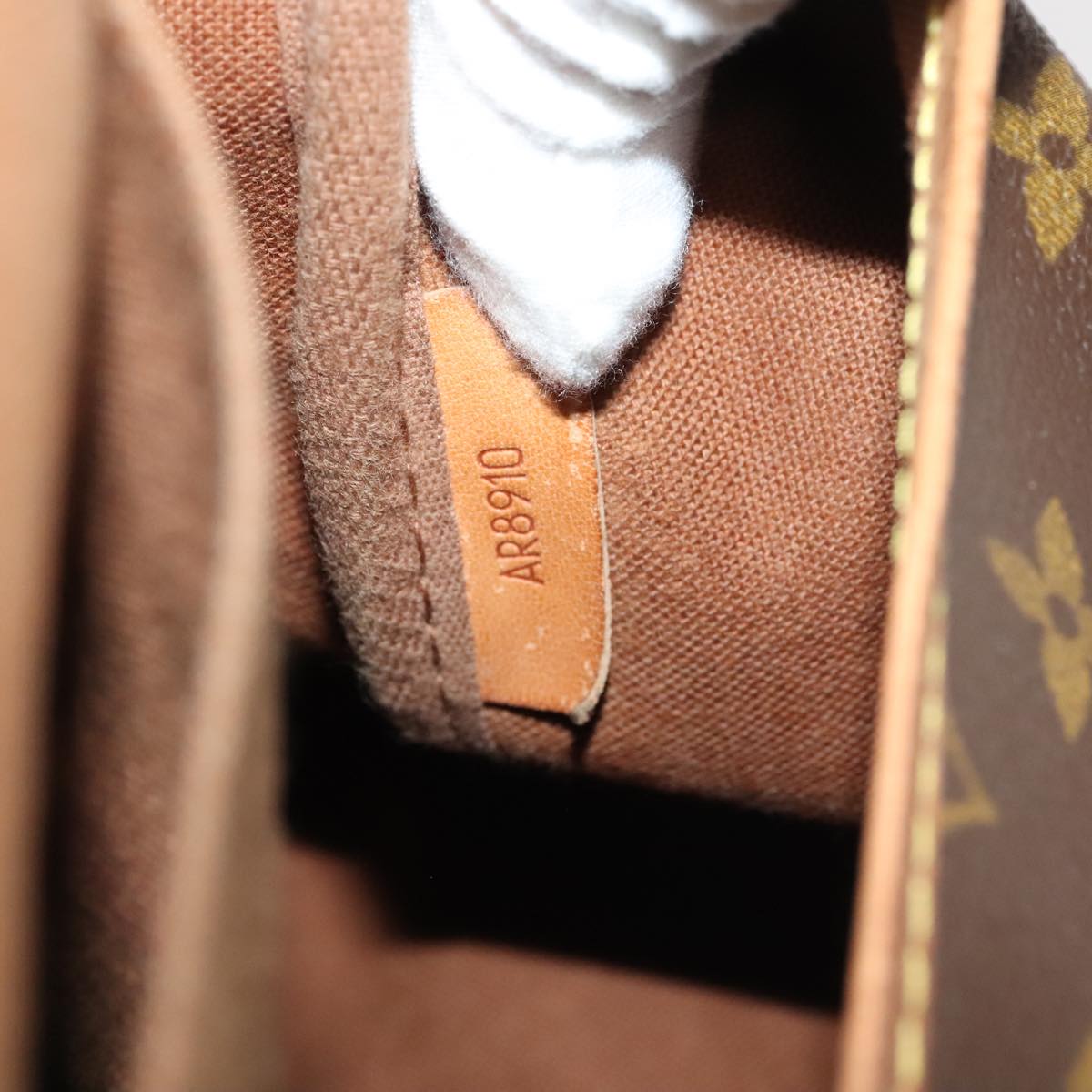 Louis Vuitton Saumur 35 Brown Canvas Shoulder Bag