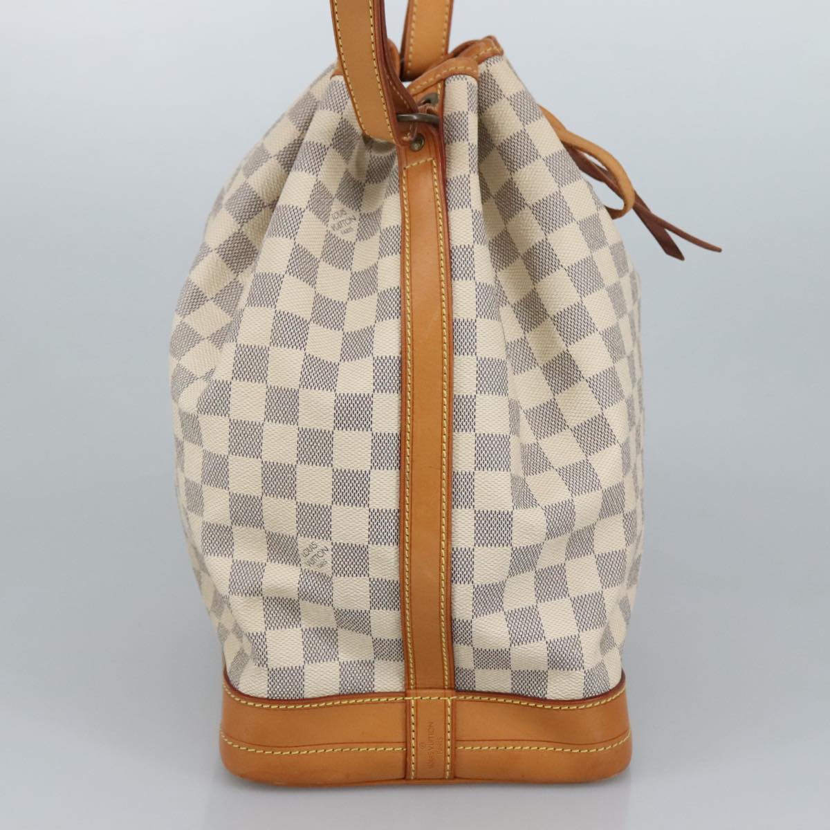 Louis Vuitton Noe White Canvas Shoulder Bag