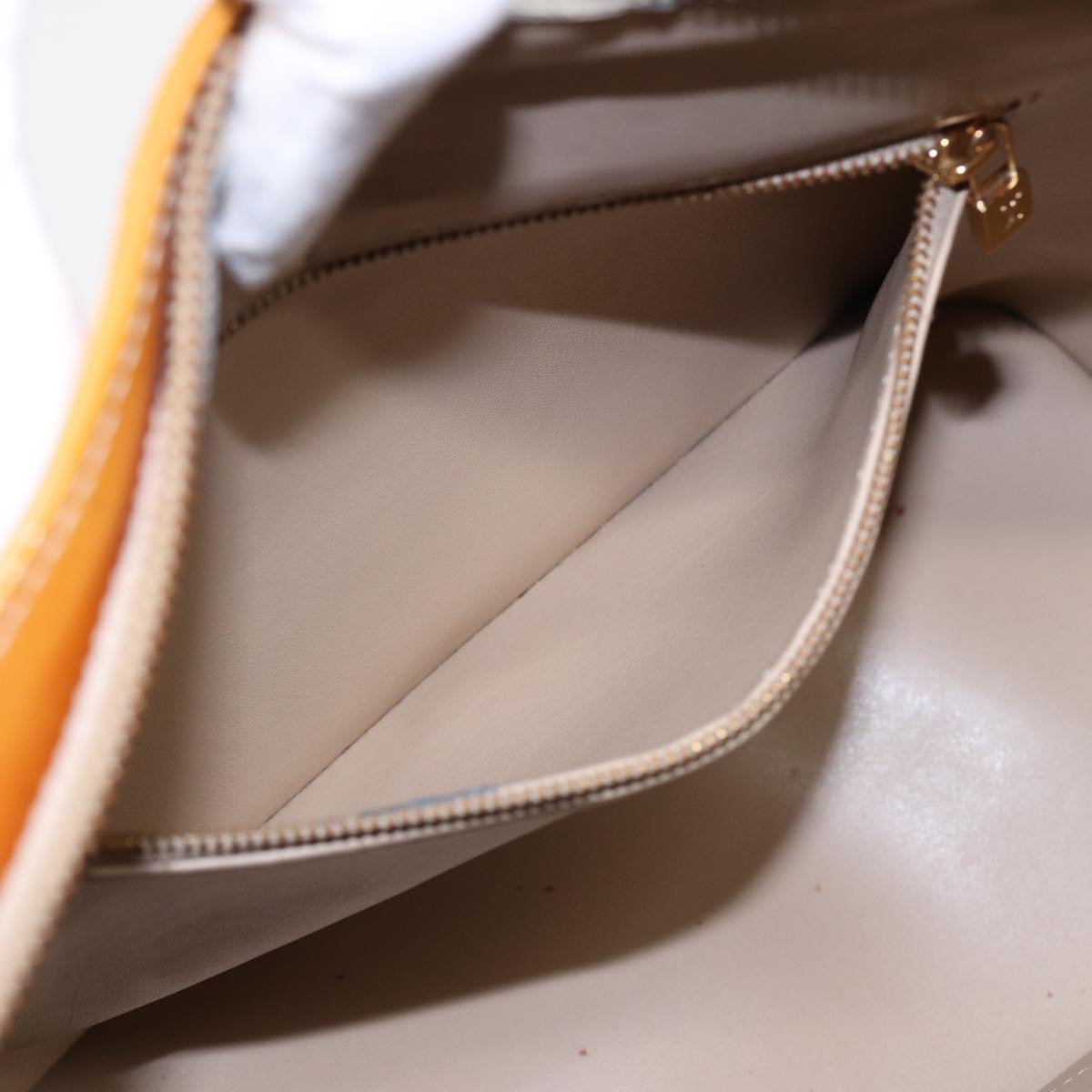 Louis Vuitton Houston Beige Patent Leather Handbag