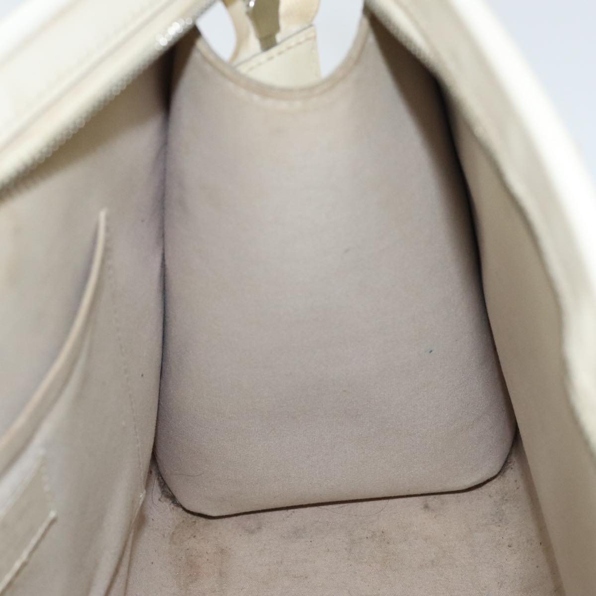 Louis Vuitton Madelaine Ecru Leather Handbag