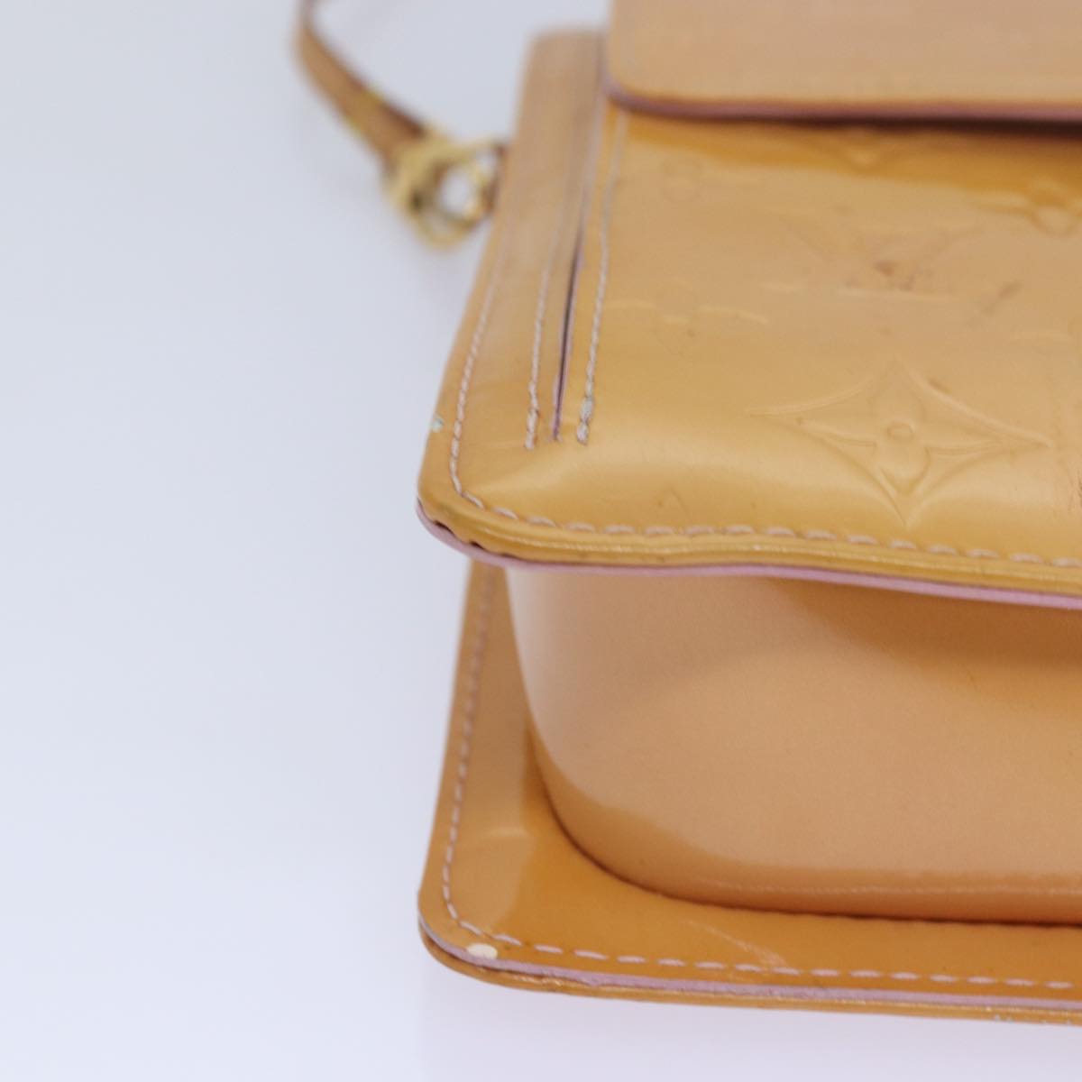 Louis Vuitton Mott Beige Patent Leather Clutch Bag