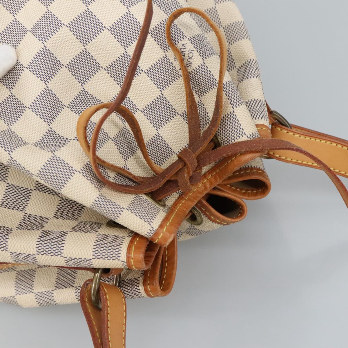 Louis Vuitton Noe White Canvas Shoulder Bag