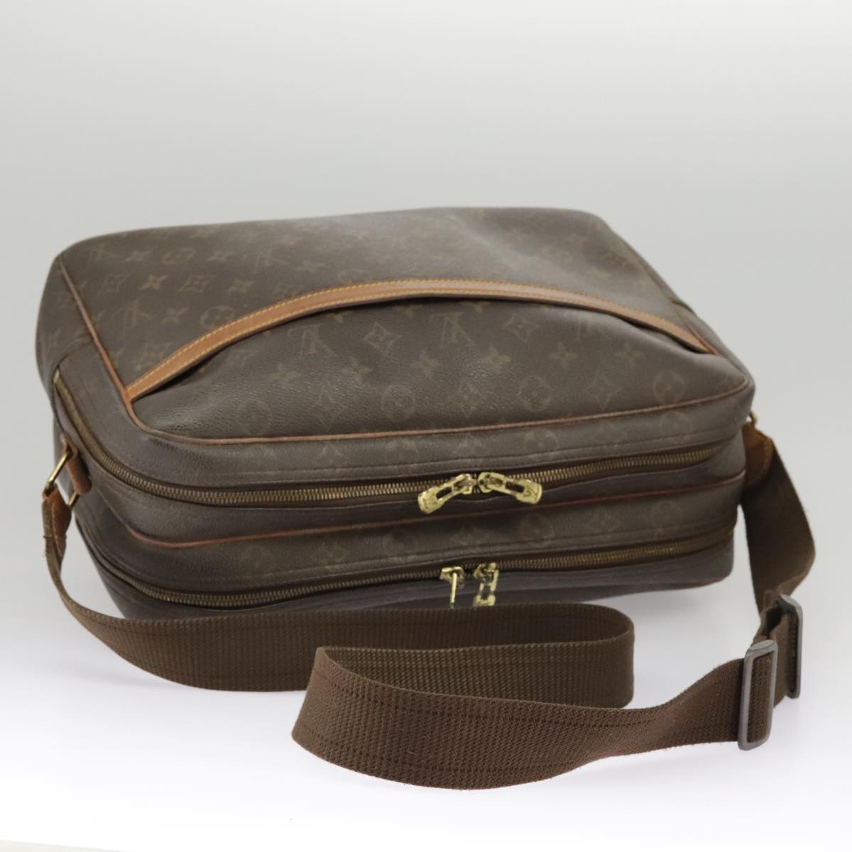 Louis Vuitton Reporter Brown Canvas Shoulder Bag