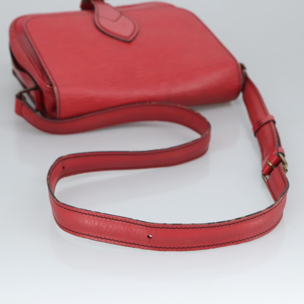 Louis Vuitton Cartouchiere Red Leather Shoulder Bag