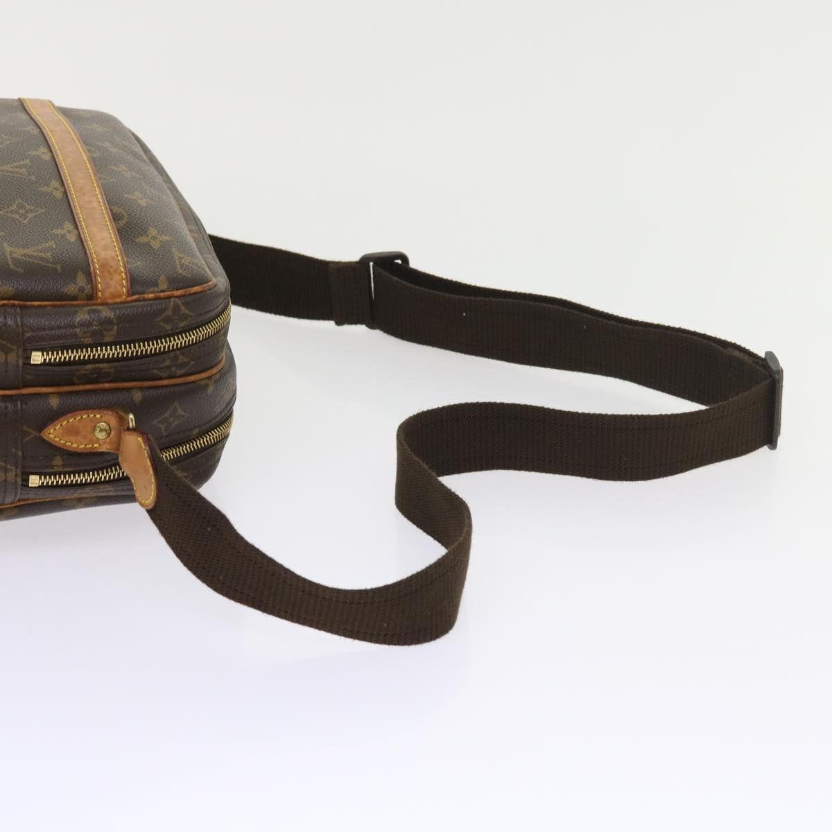 Louis Vuitton Reporter Brown Canvas Shoulder Bag