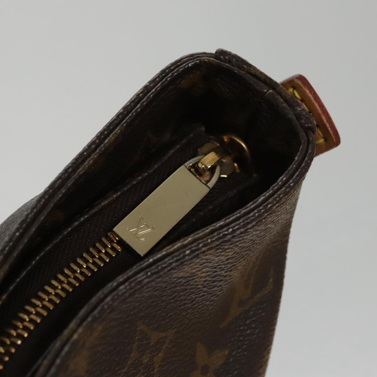 Louis Vuitton Looping Gm Brown Canvas Shoulder Bag