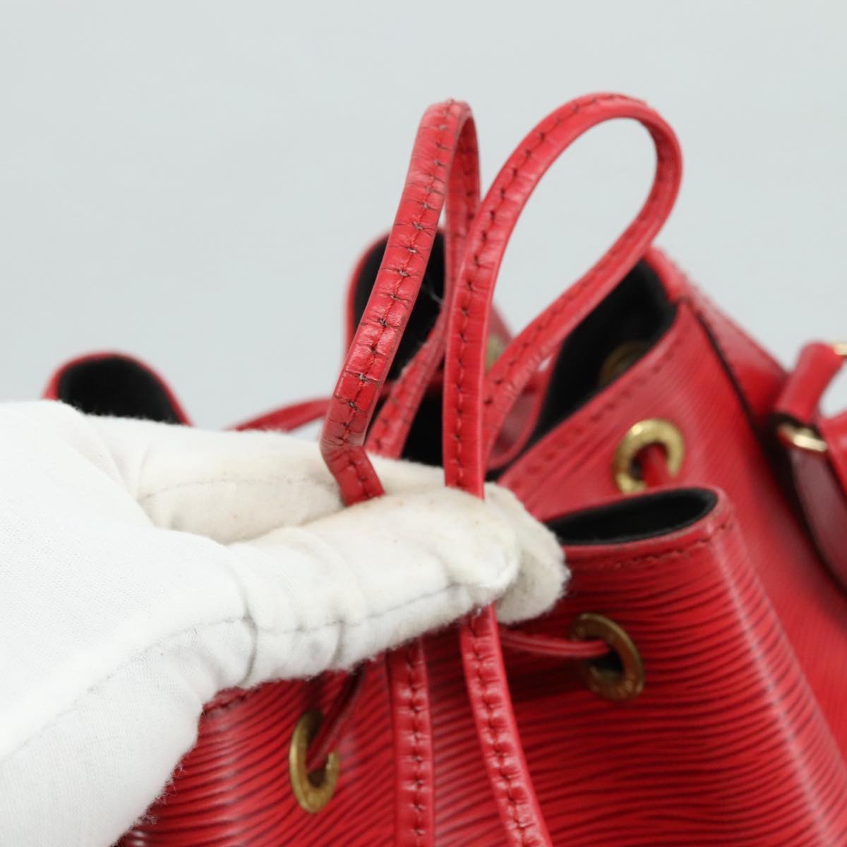 Louis Vuitton Noé Pm Red Leather Shoulder Bag